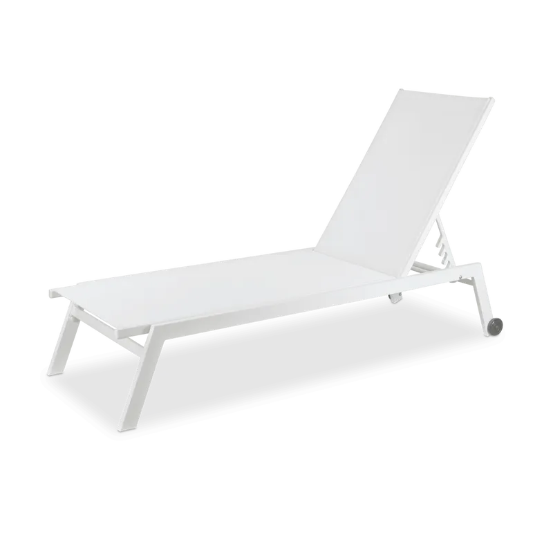 SL 0004 - Outdoor - Sun Lounge - White Aluminium Frame with White Nylon Fabric (On Wheels) 