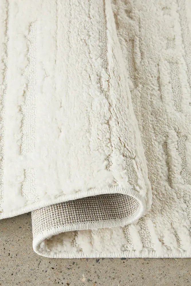 RG 0025 - Rug - Extra Large - Plush Textured Pile White (400cm x 300cm)