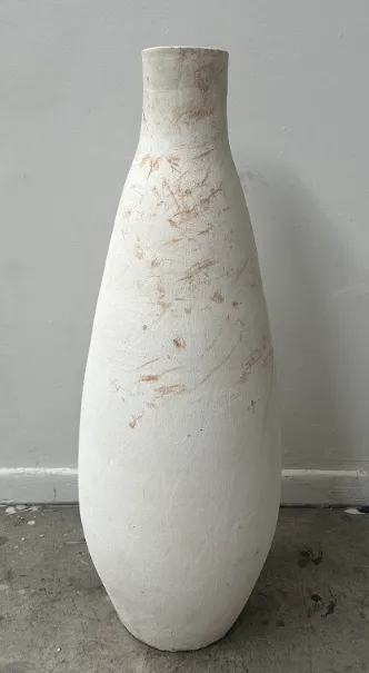 ACC 6007 - Standing White Vase with Natural/Beige Strokes