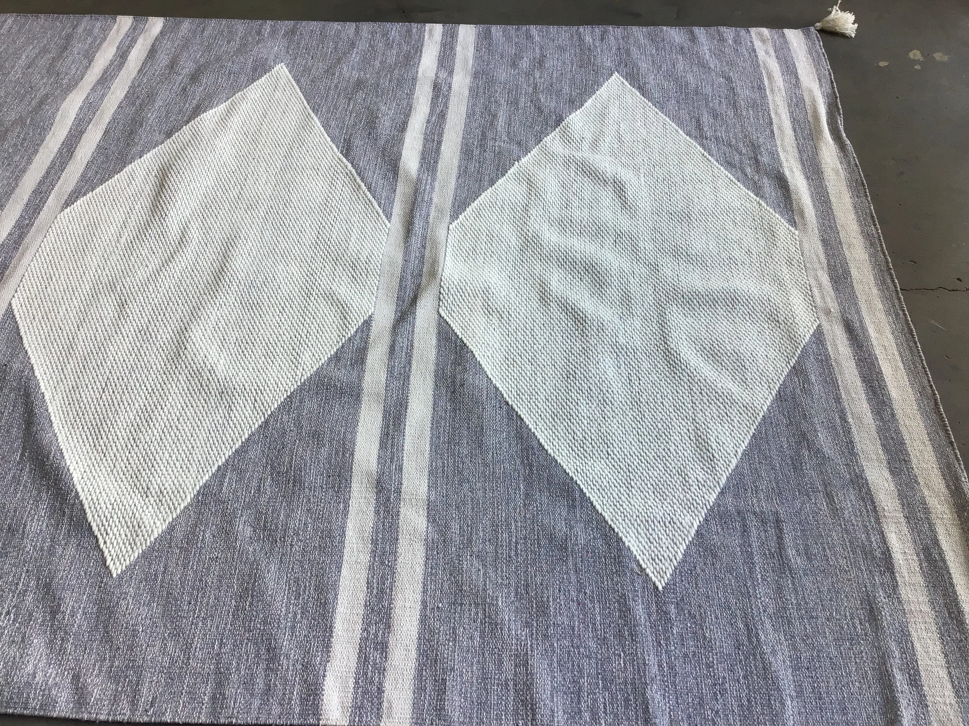 RG 5511 - Rug - Medium - Calle Natural & Grey Diamonds & Stripes (200cm x 300cm)