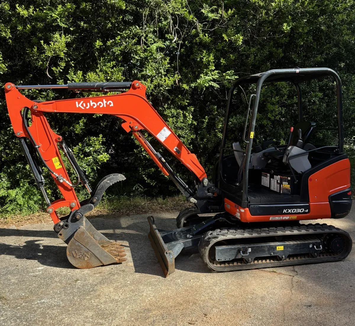 2024 KX030-4