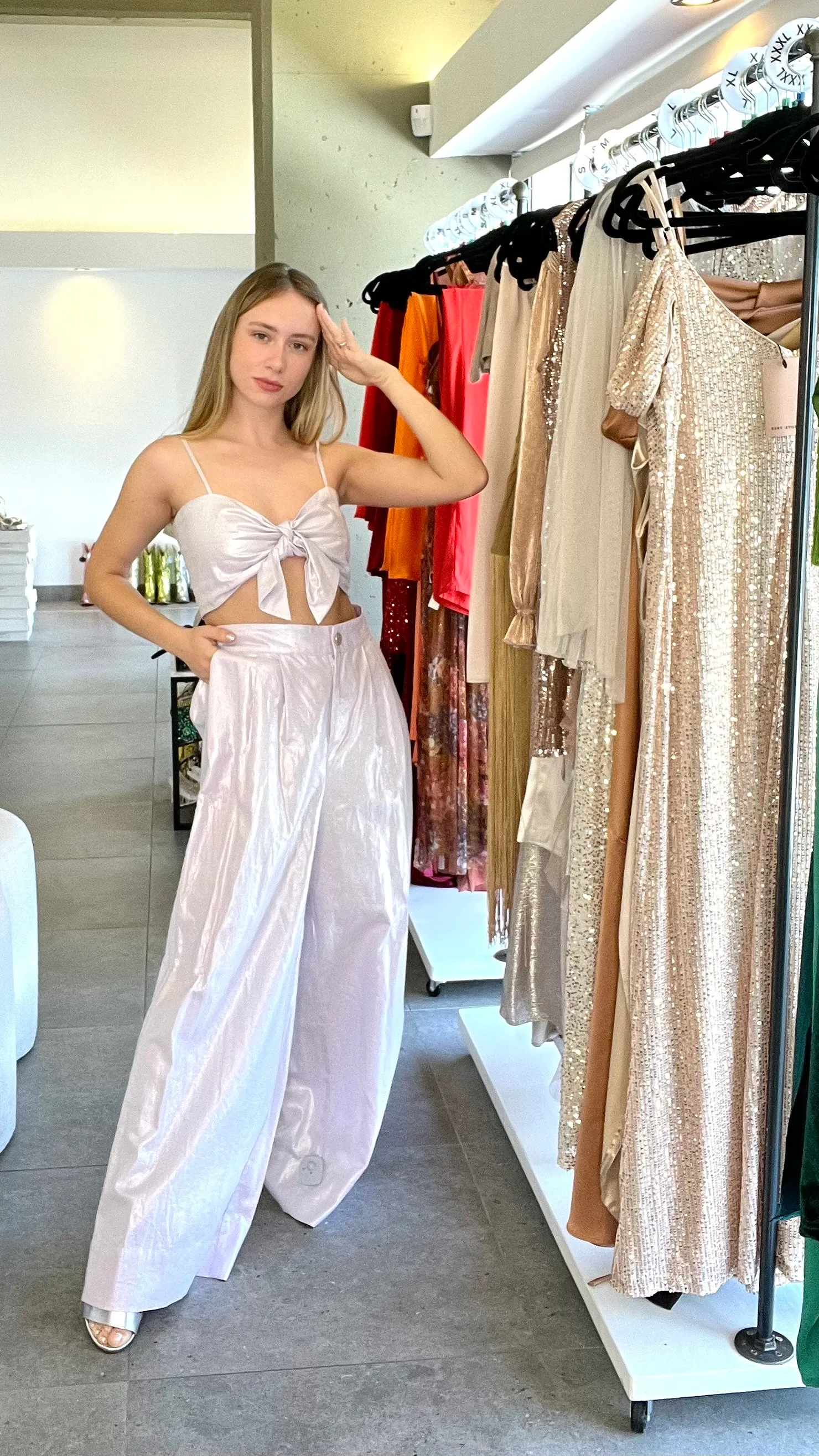 SET TOP MOÑA Y PANTALON LILA