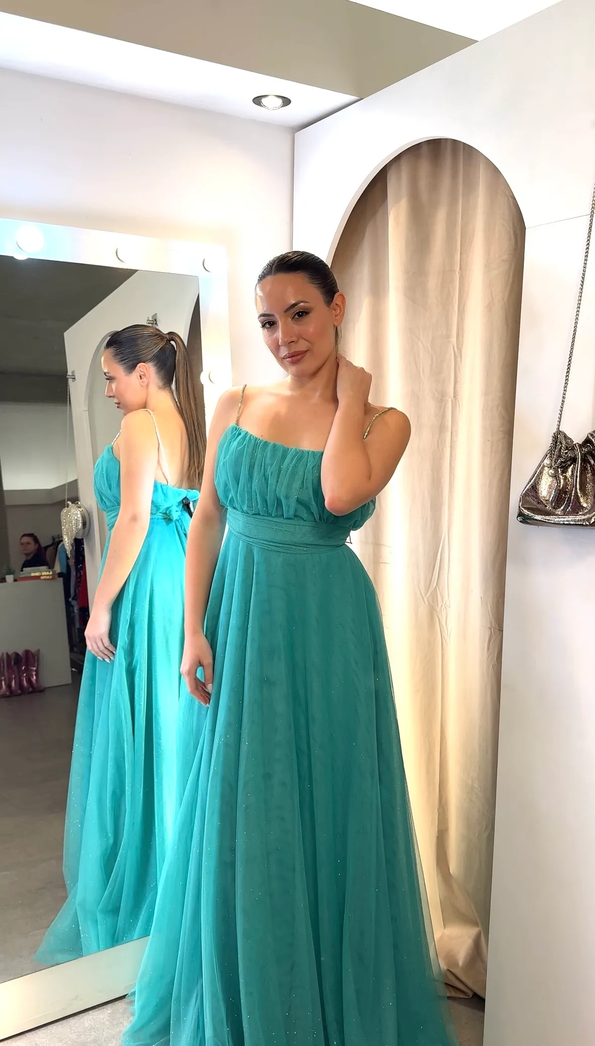 VESTIDO LARGO VERDE PRINCESA TALLE L