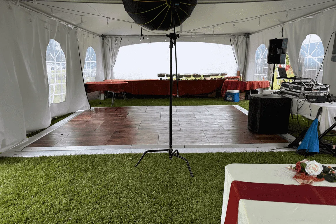 12’x15’ Dancefloor