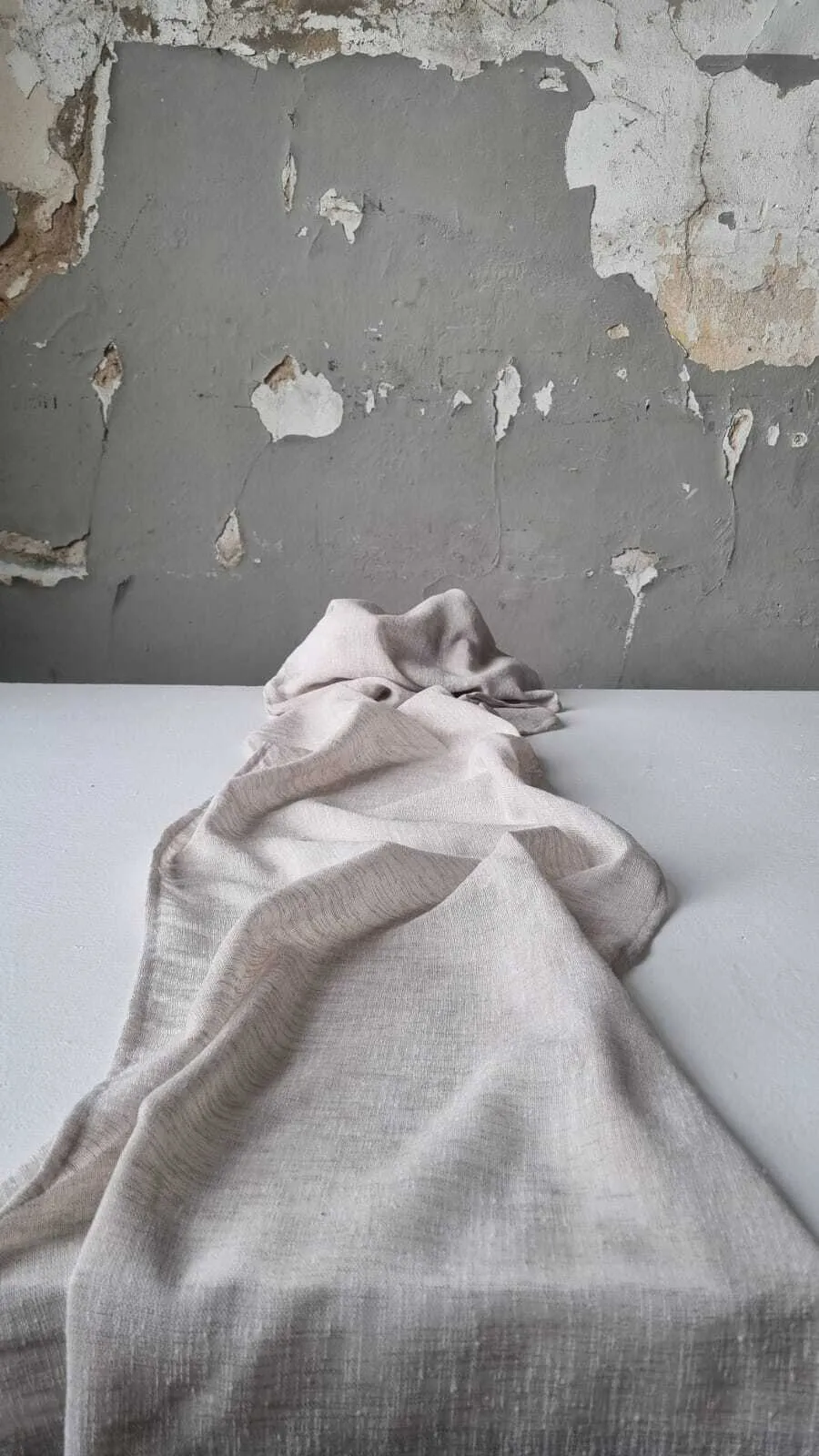 OATMEAL LINEN RUNNER