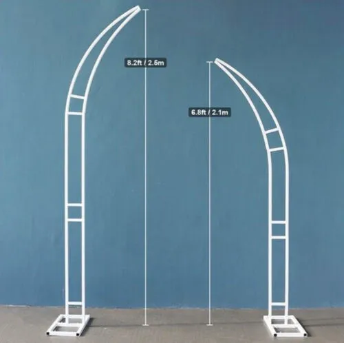 A SYMETRICAL 2 PIECE ARCH