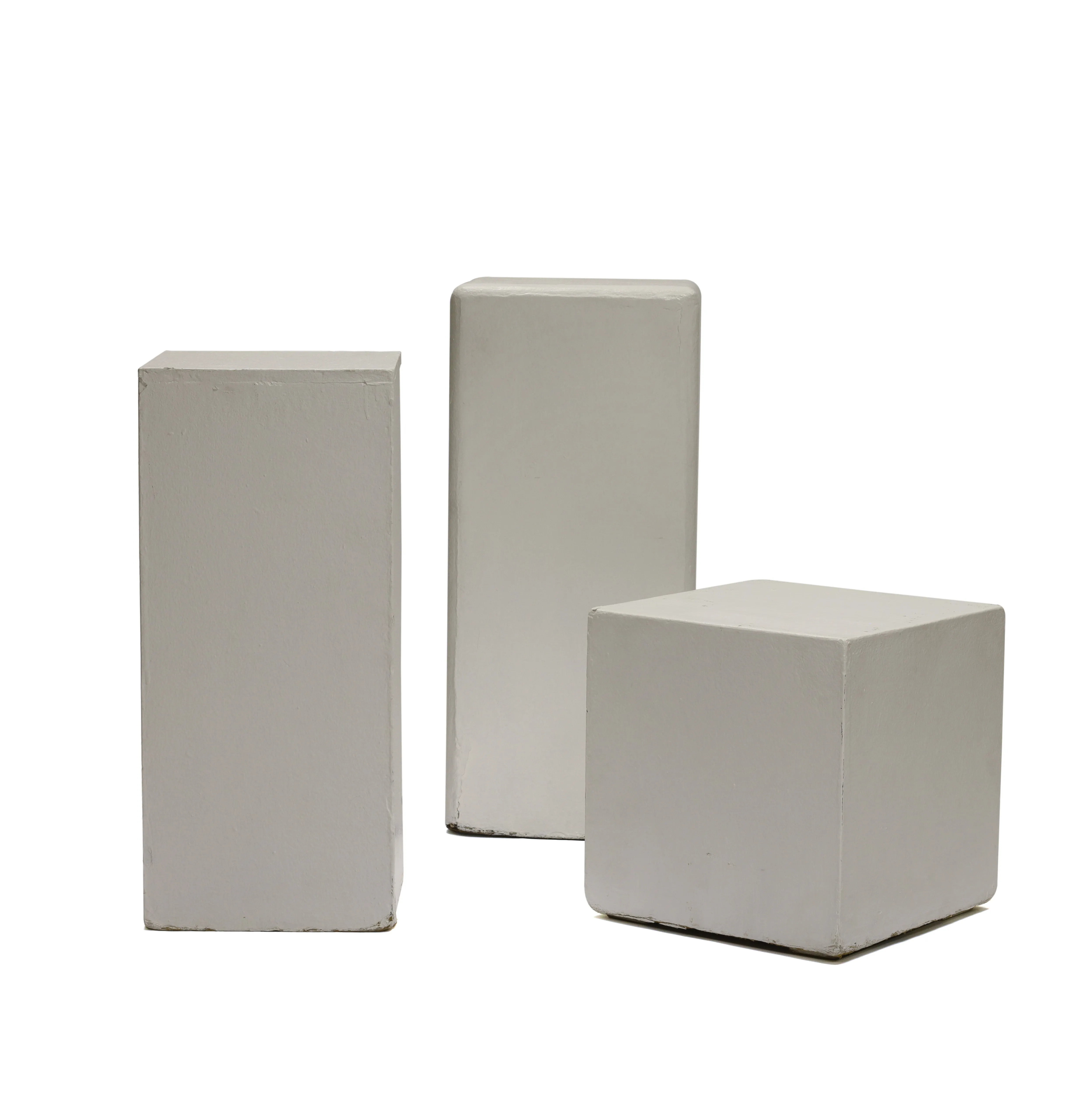 WHITE PLINTHS 