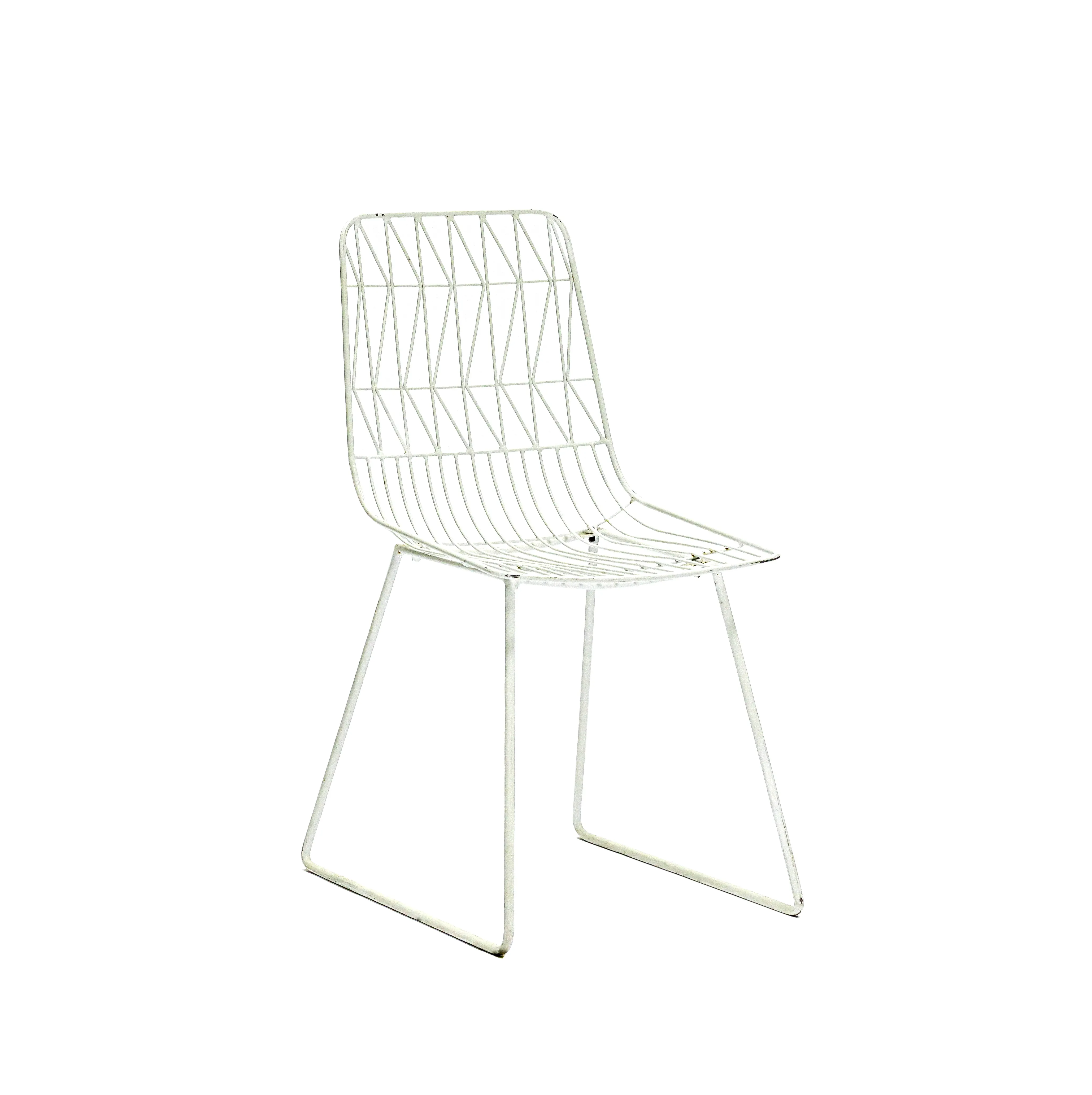 WHITE WIRE CHAIR 