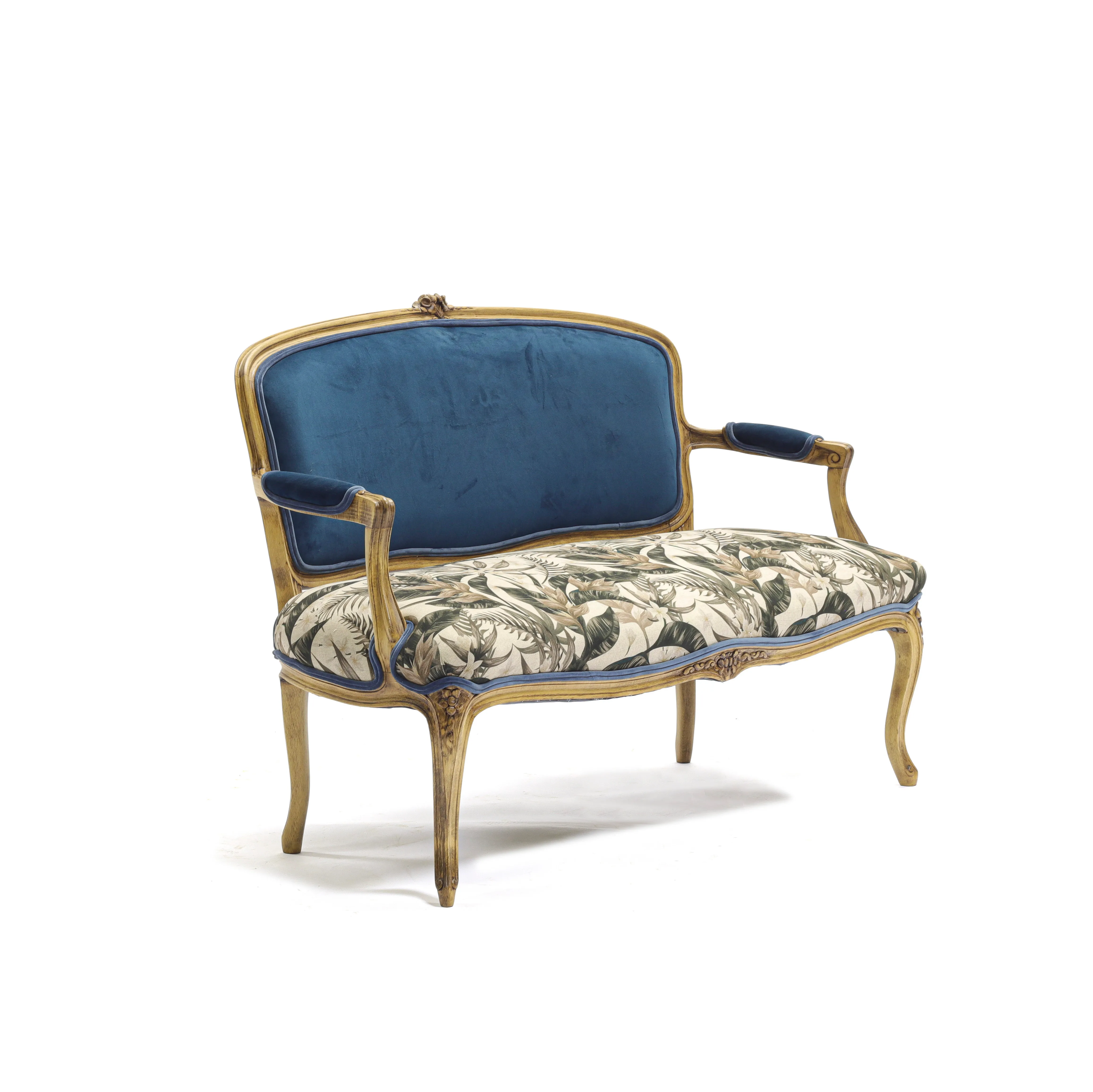 BLUE VELVET & MOTIVE COUCH 