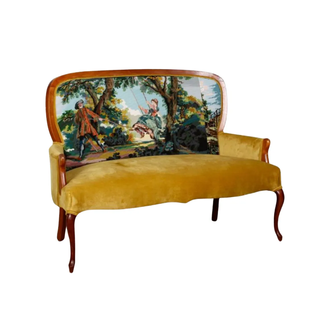 TAPESTRY QUEEN ANNE COUCH