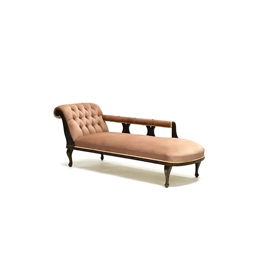 PINK CHAISE 