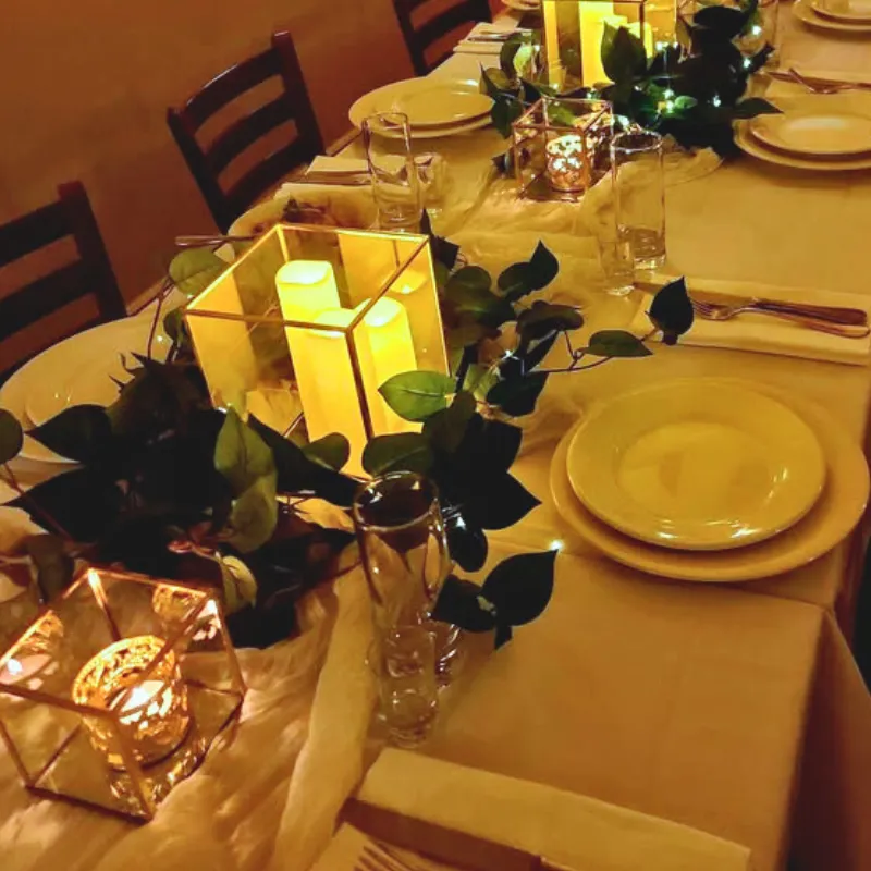 Gold Ivy Large - Table Centerpiece