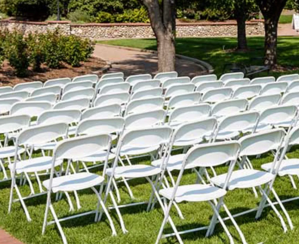 "Trendy Deluxe"  100 chair Package  (one package per event)