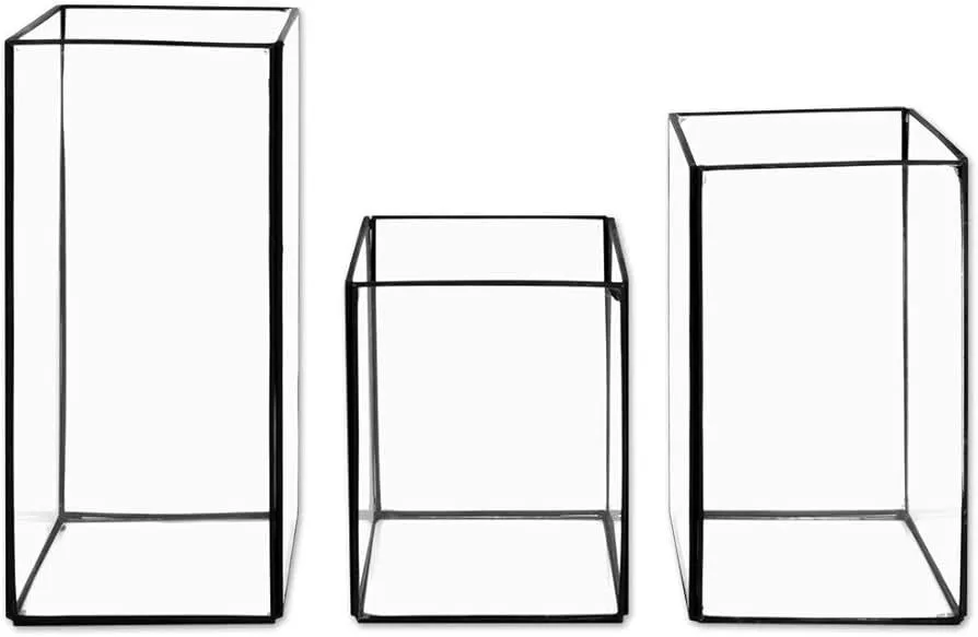 Black Geometric Hurricane