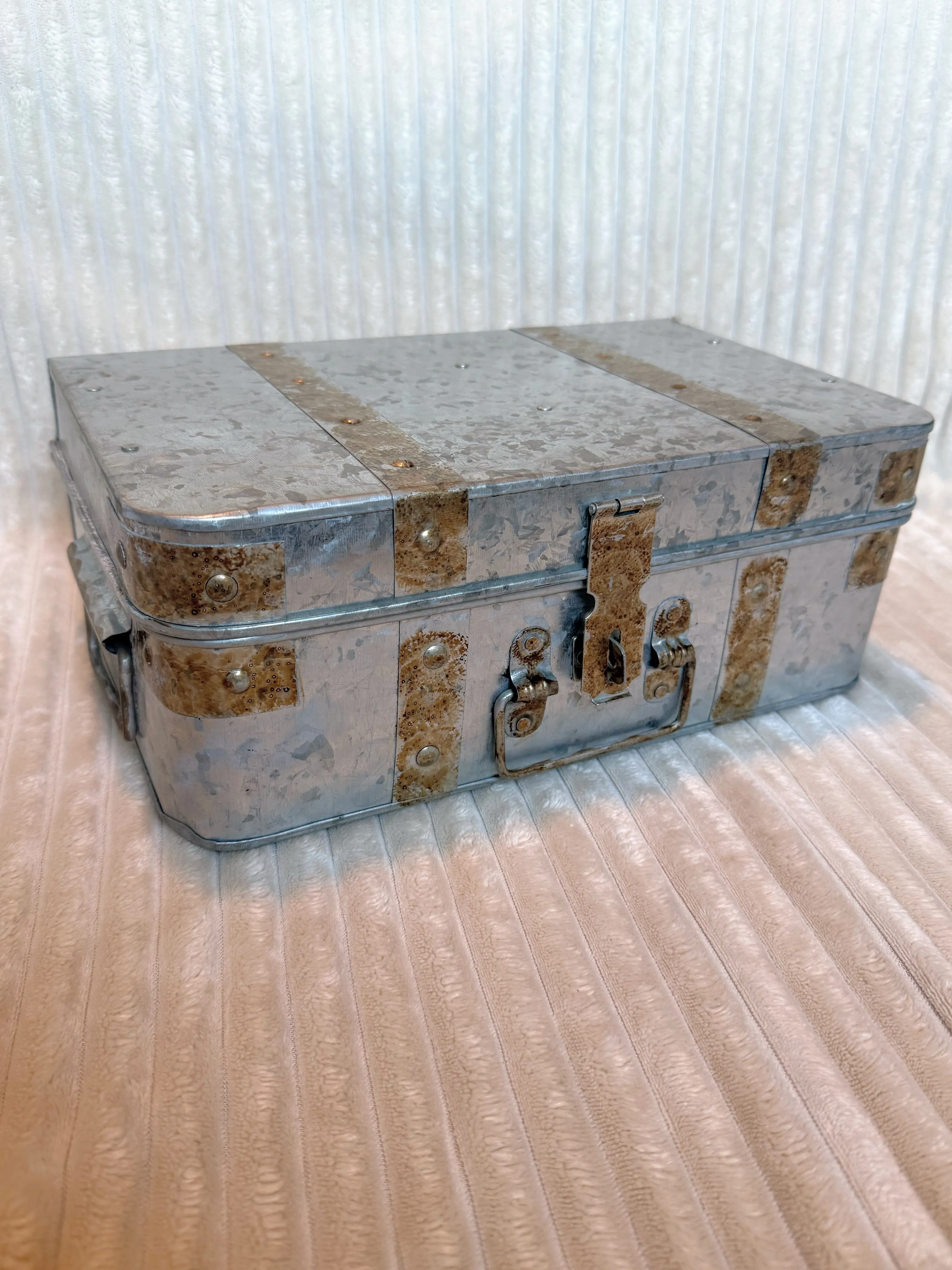 12" Galvanized Steel Case