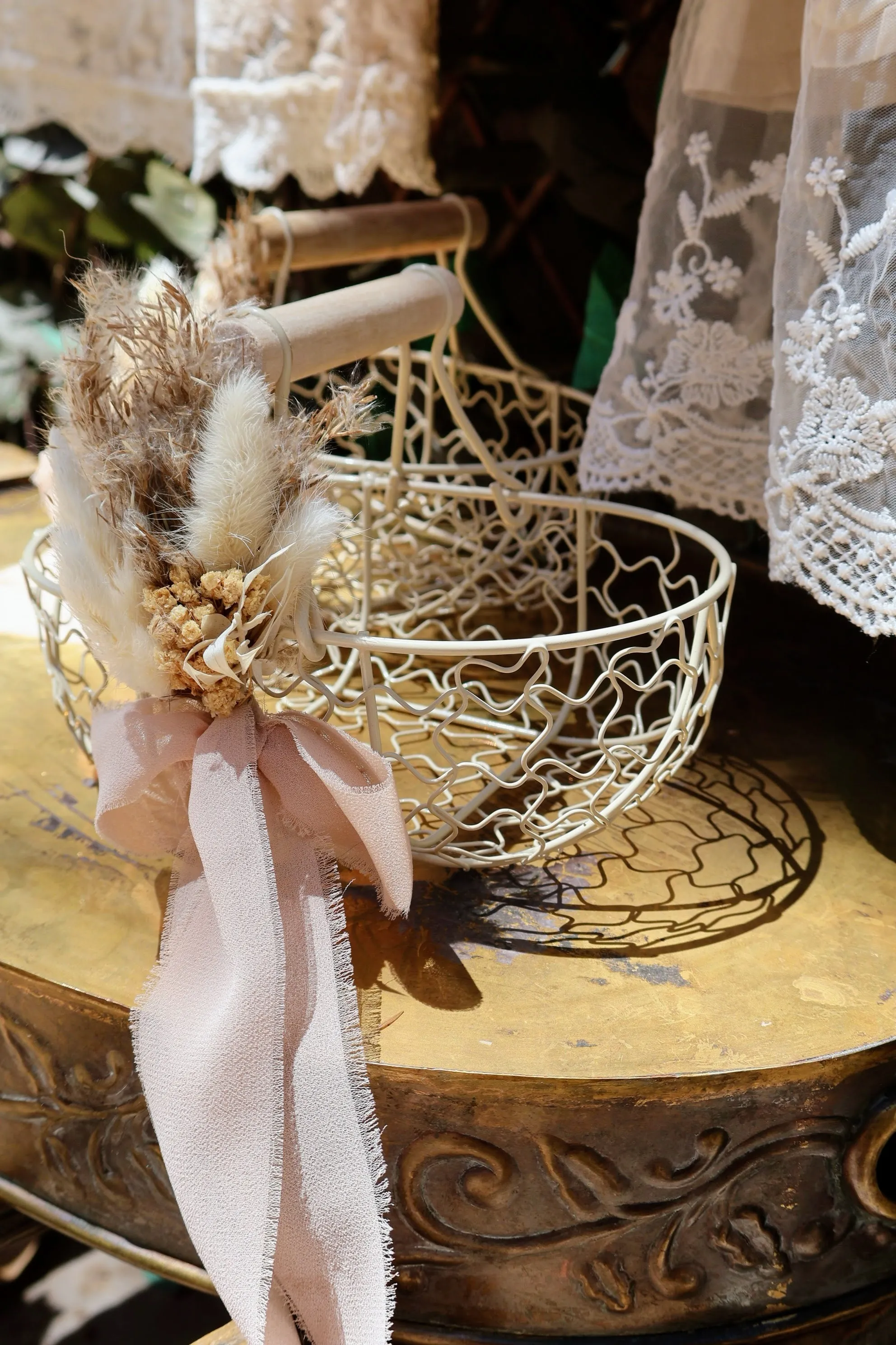 Vintage Rustic Woven Metal Flower Girl Baskets With Wood Handles