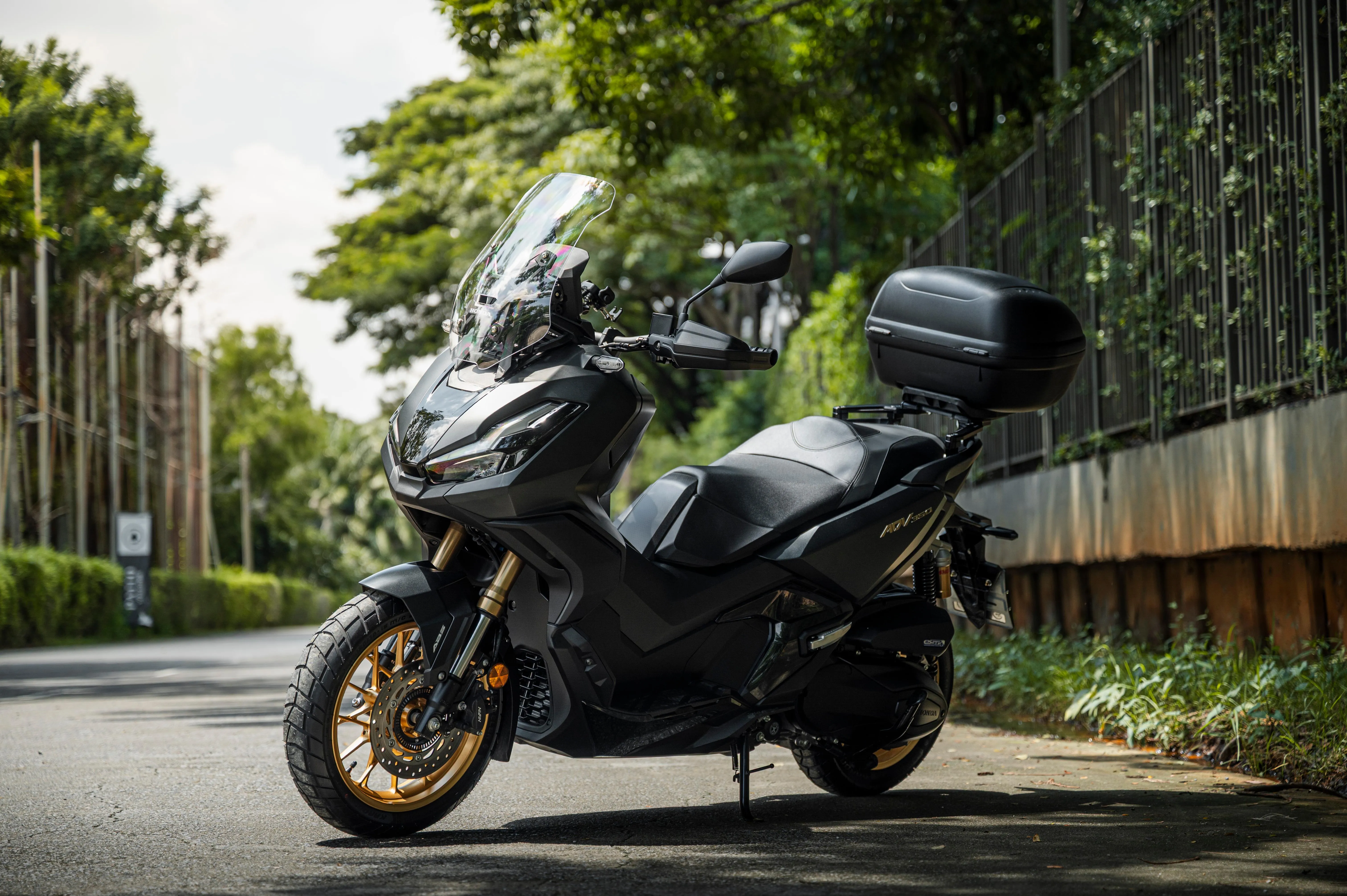 Honda ADV 350