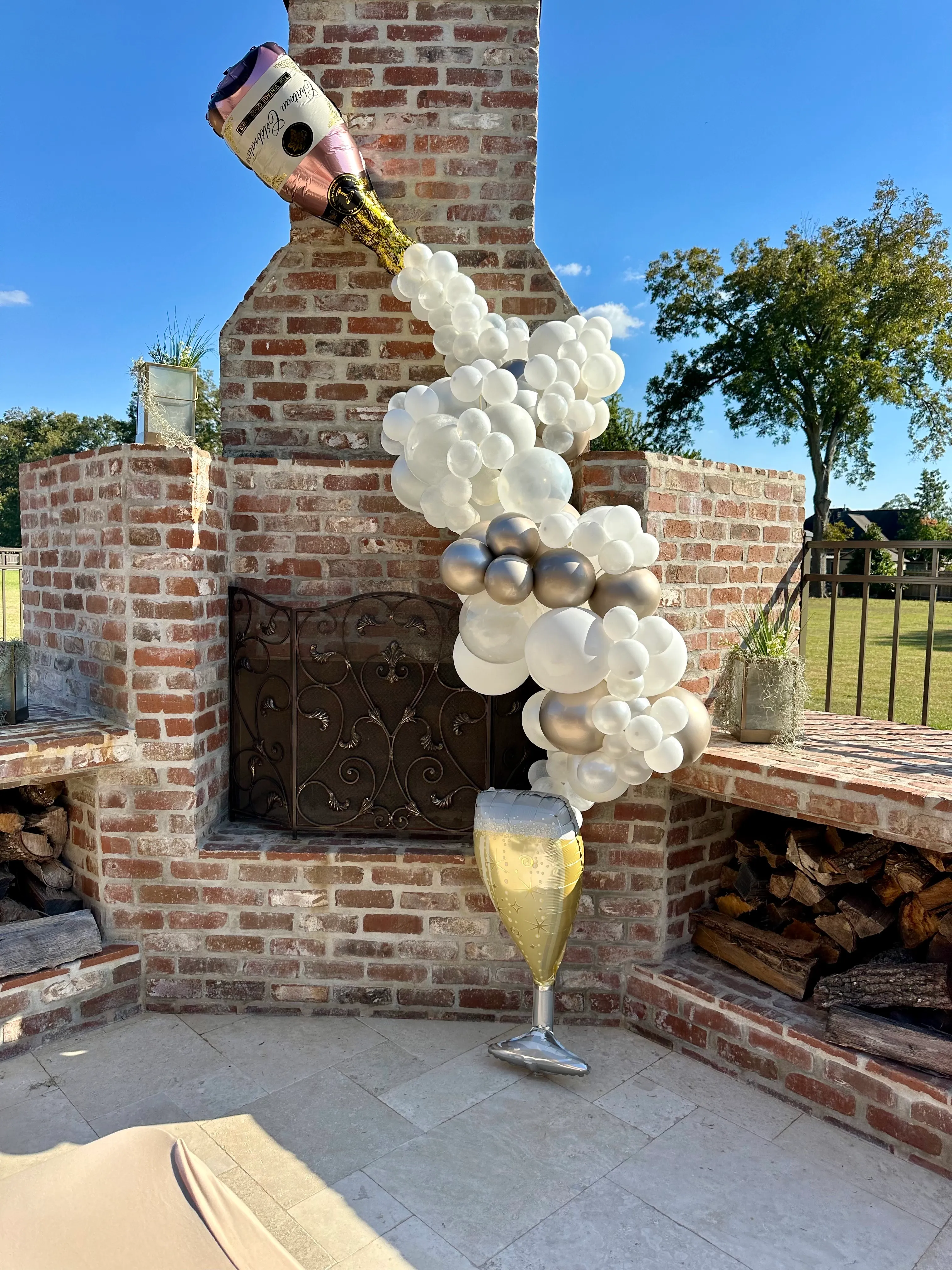 Balloon Garland $20/ft