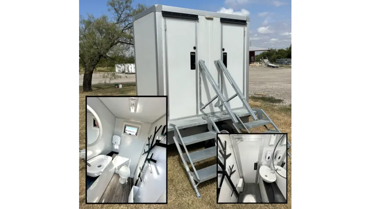 Mini Solar Restroom Trailer