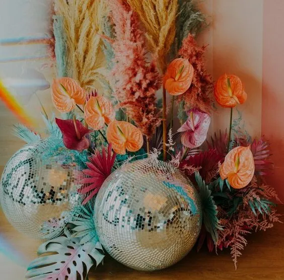 Decor & Props
