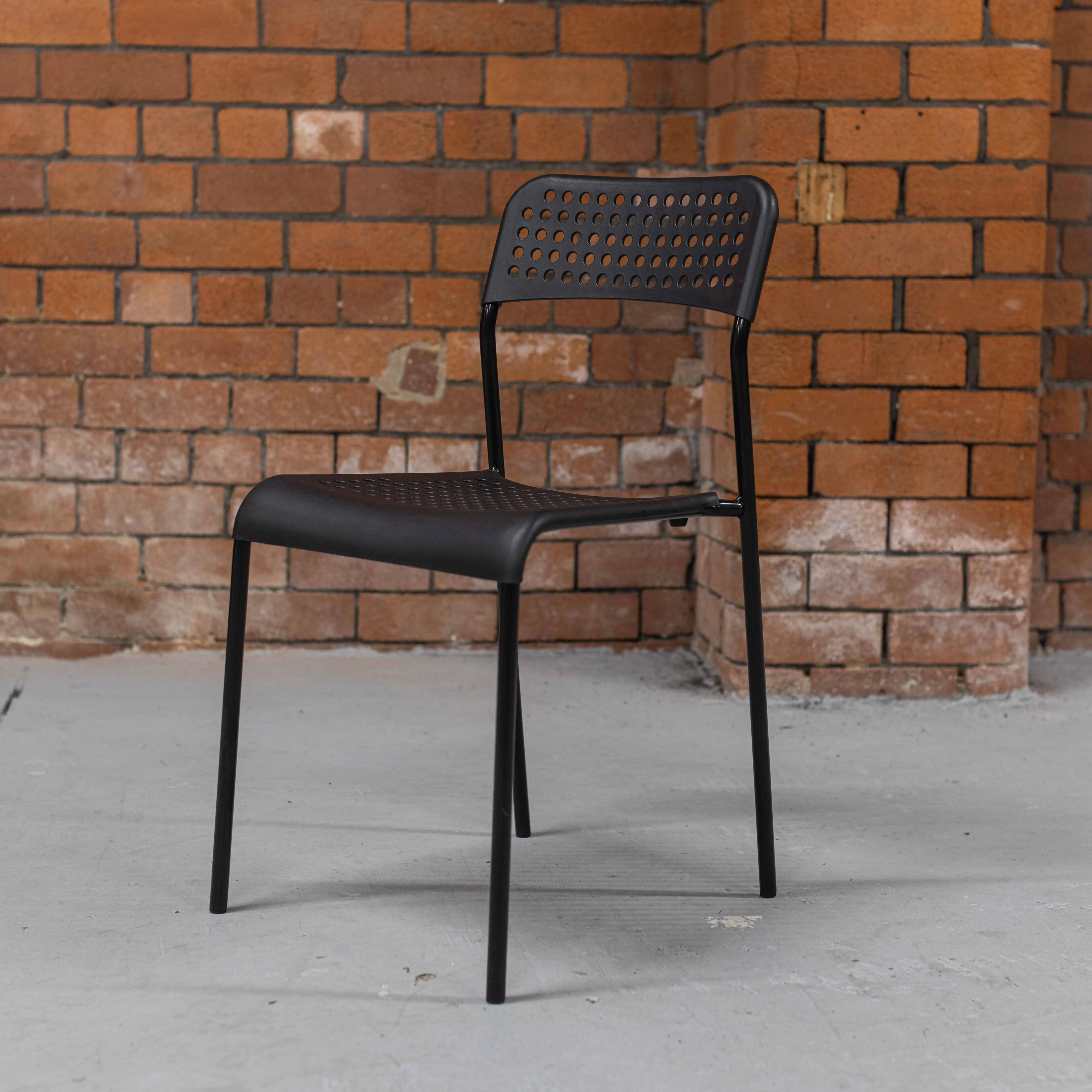 Black Chair (10 available)