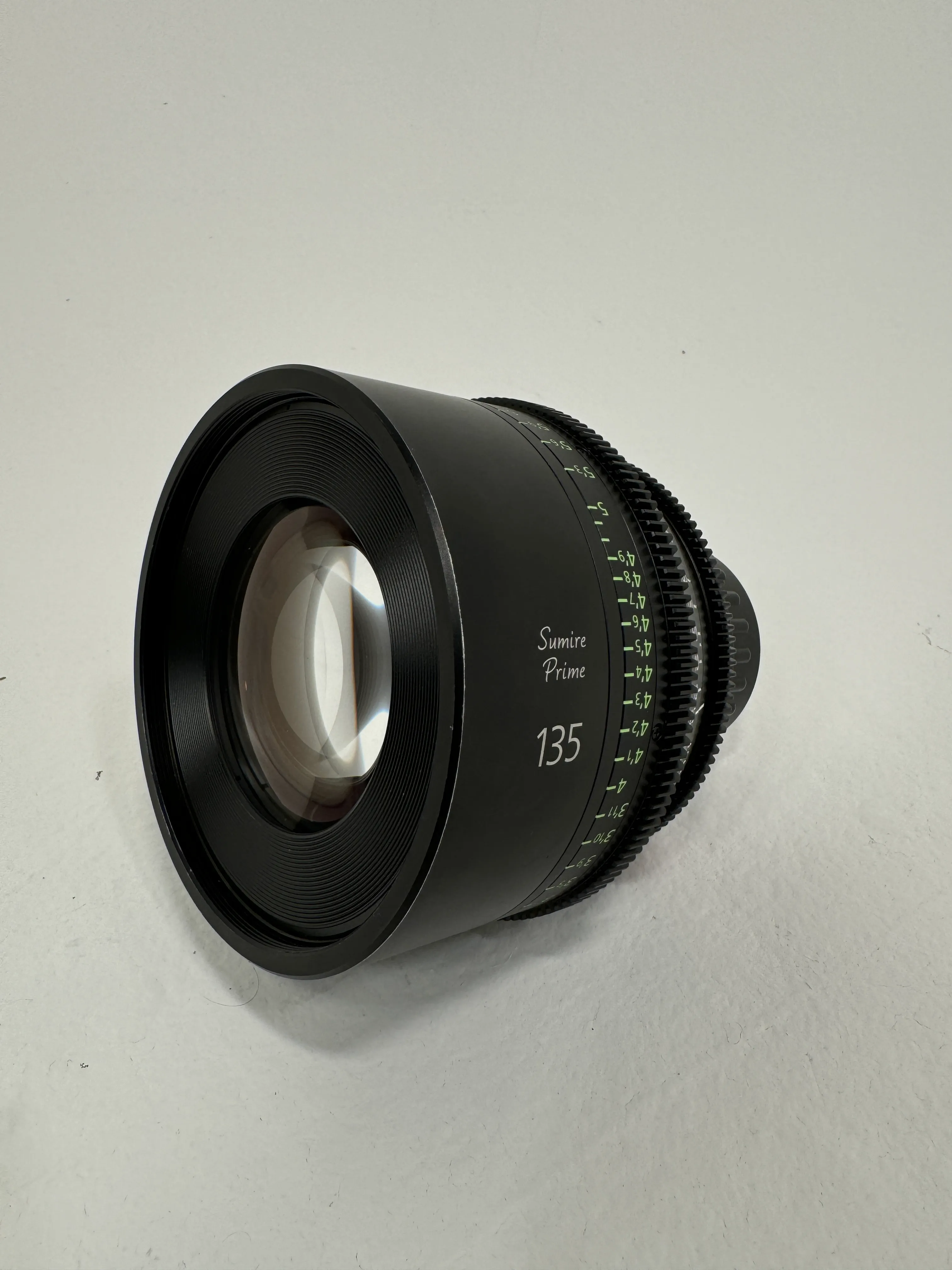 Canon CN-E 135mm T2.2 Lens (PL Mount)