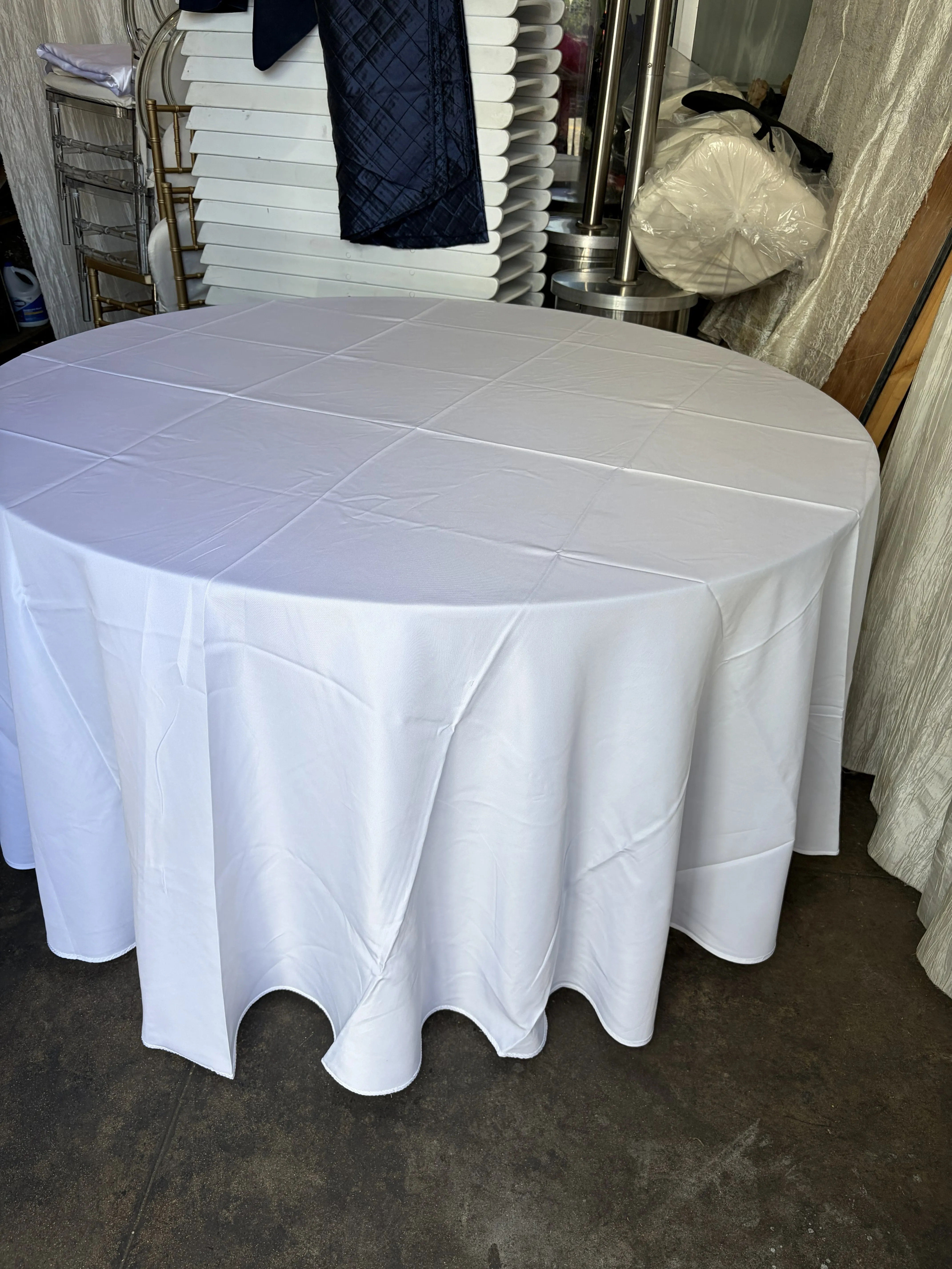 Polyester white table cloth