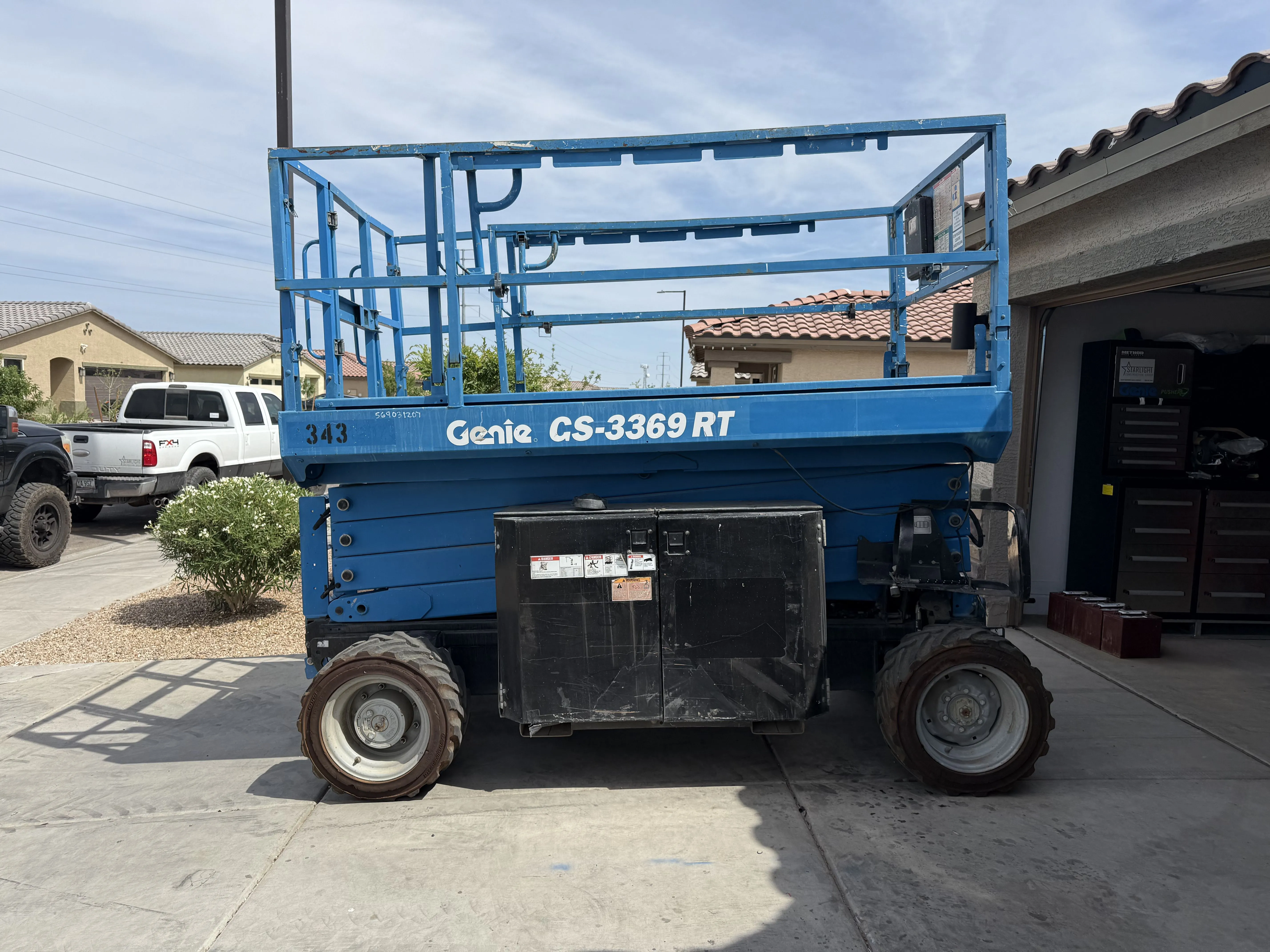 32ft 4X4 Dual Fuel Rough Terrain