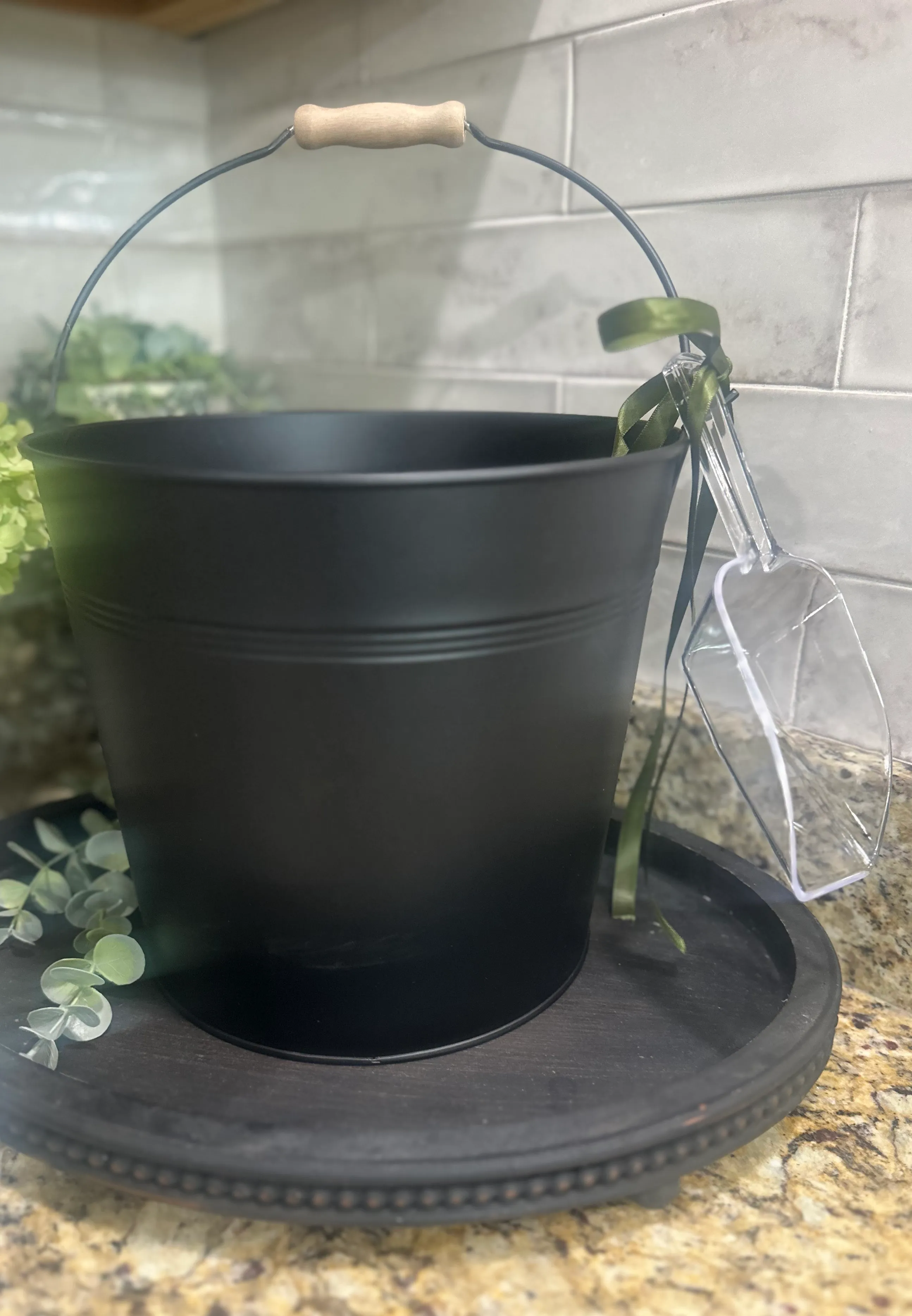 Black Metal Beverage Tub