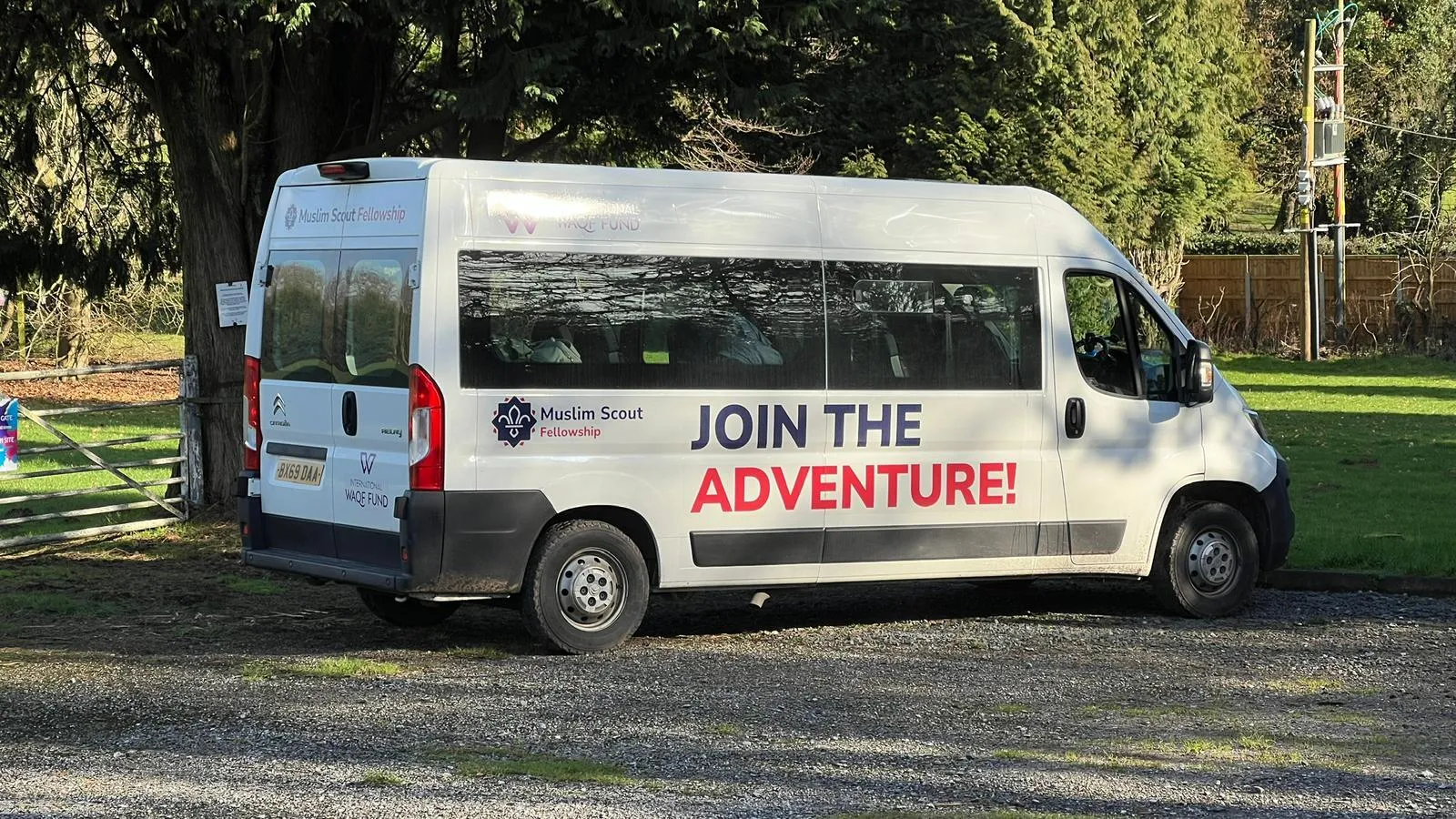 MSF Ilford Minibus - 15 Seater