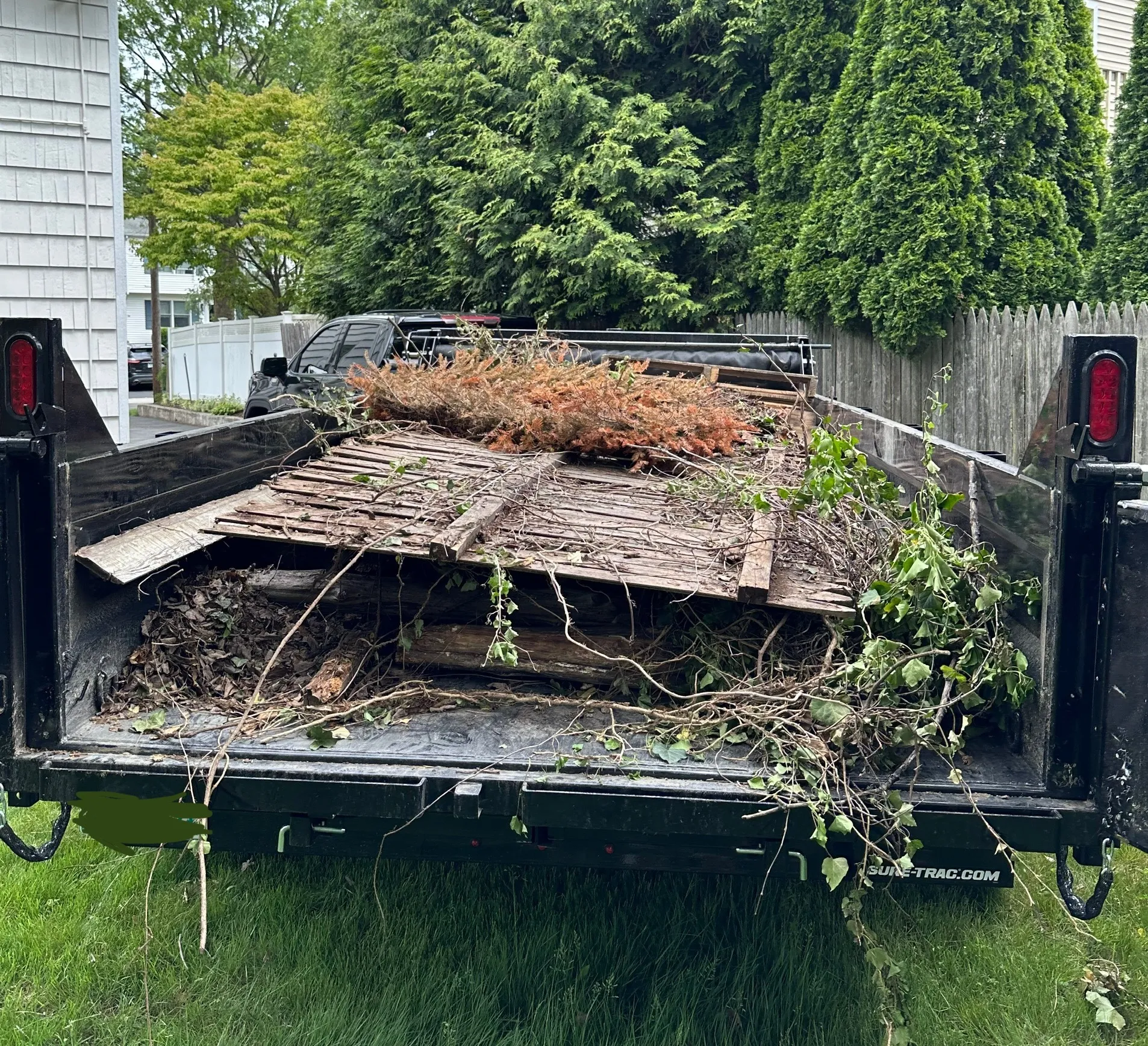 Dumpster Drop-Off (14’ Dump Trailer – 14K GVWR)