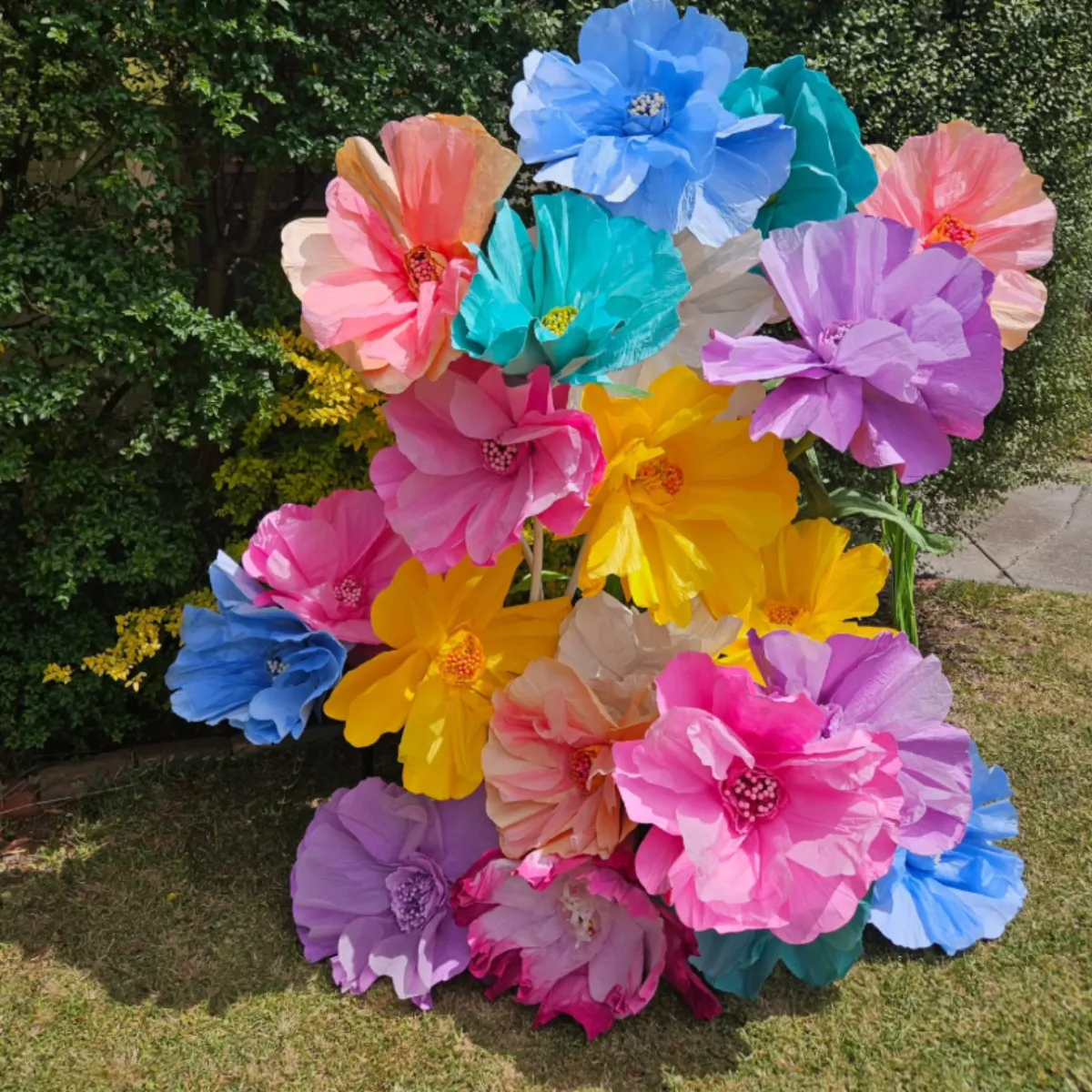 Blooming Petals - Large Paper Flowers