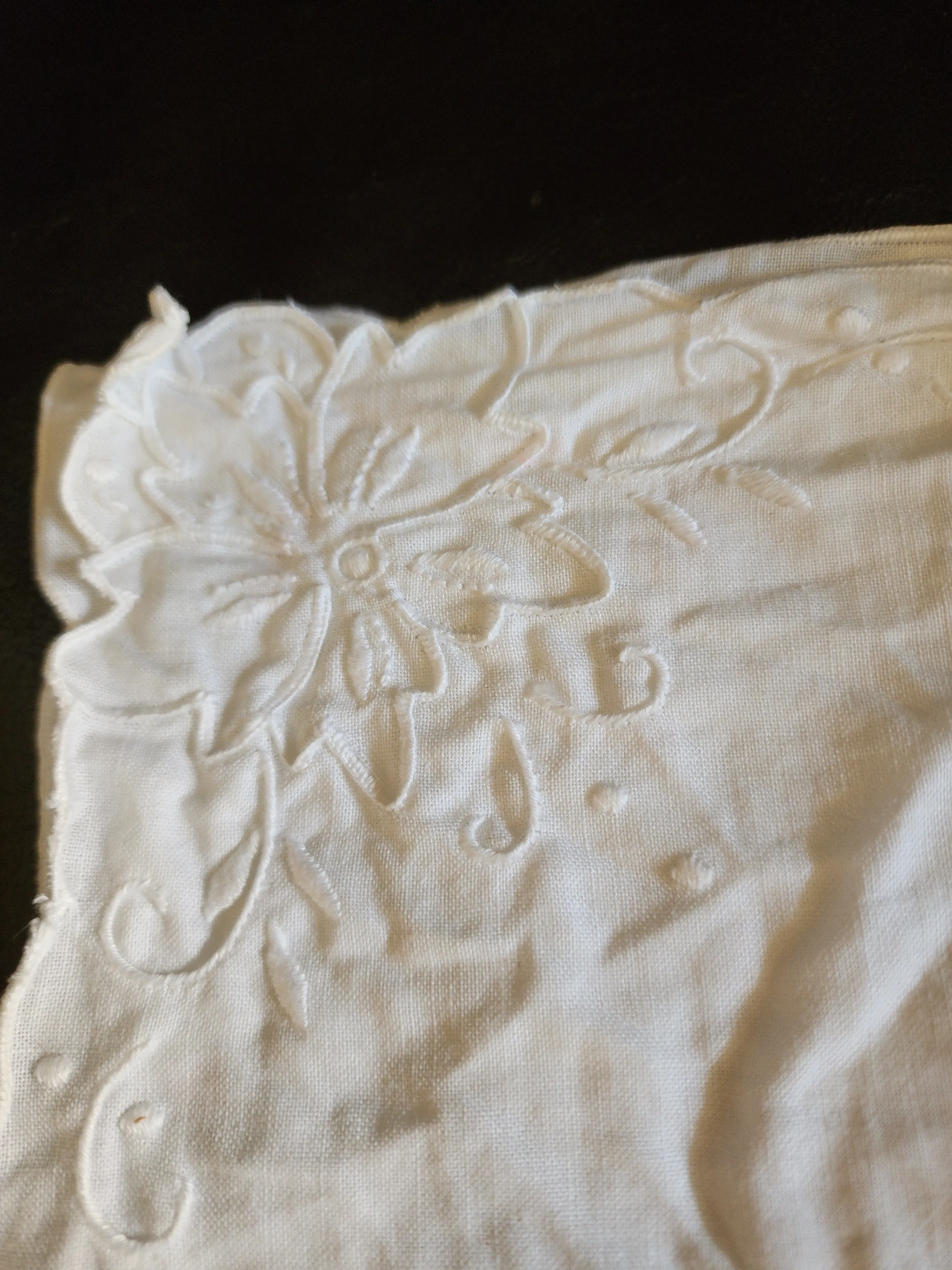 Molly Vintage Floral Napkin - White