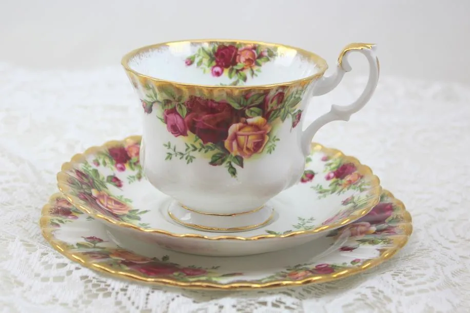 Royal Albert "Old Country Roses" Trio