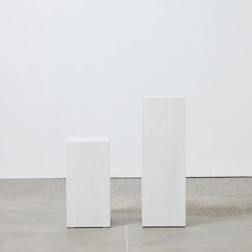 TIMBER SQUARE PLINTH - 80CM X 30CM - CUSTOMISABLE