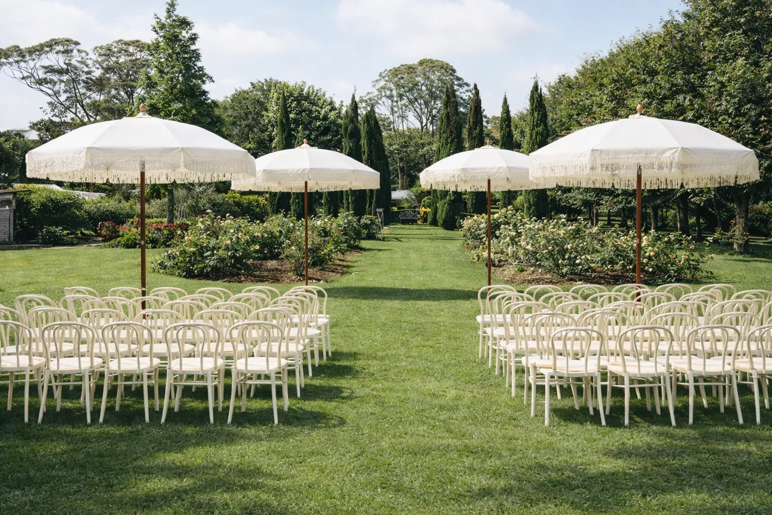 Villa Ivory Fringe Umbrella 183 x 168