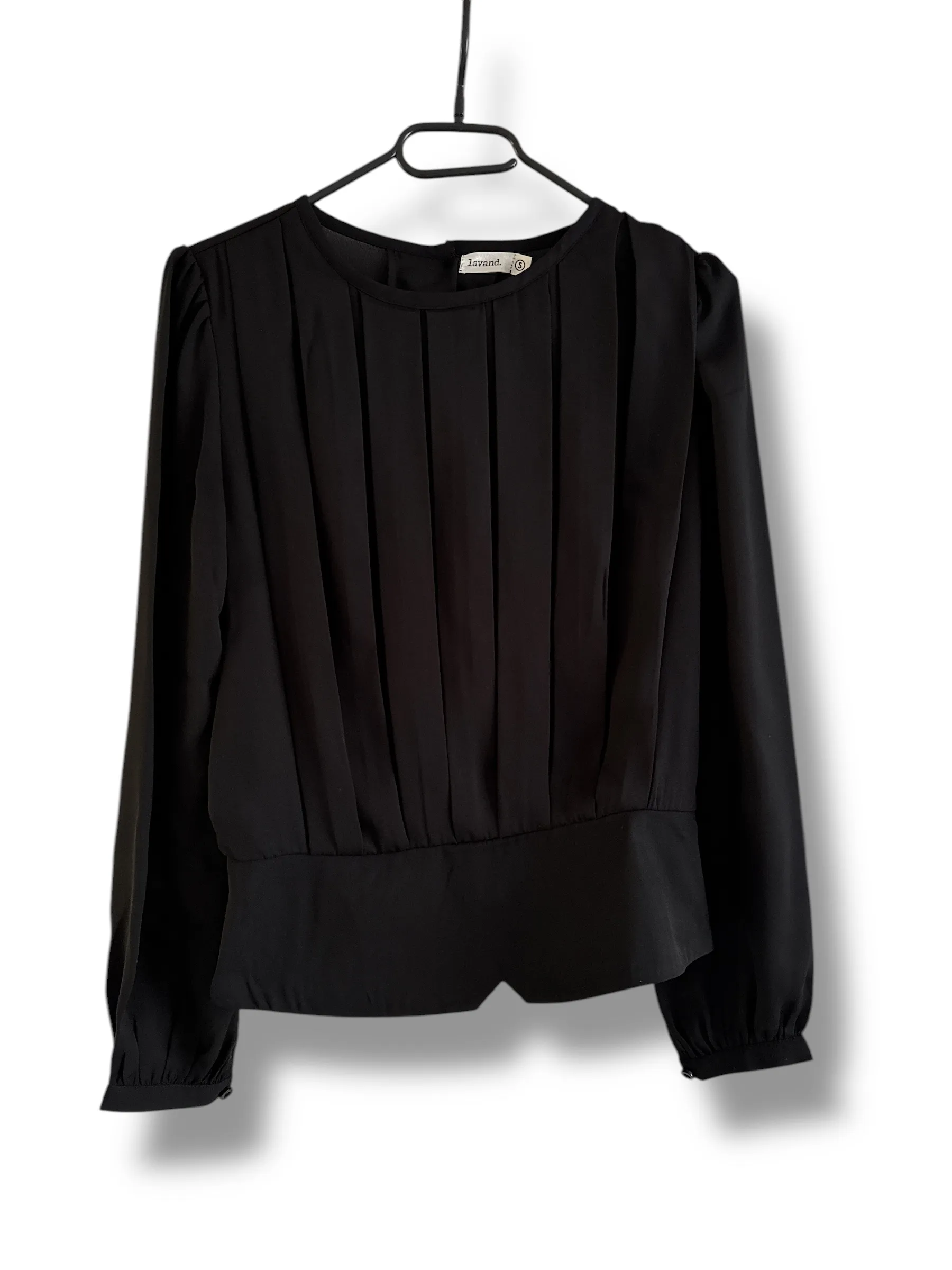 Černý top lavand.