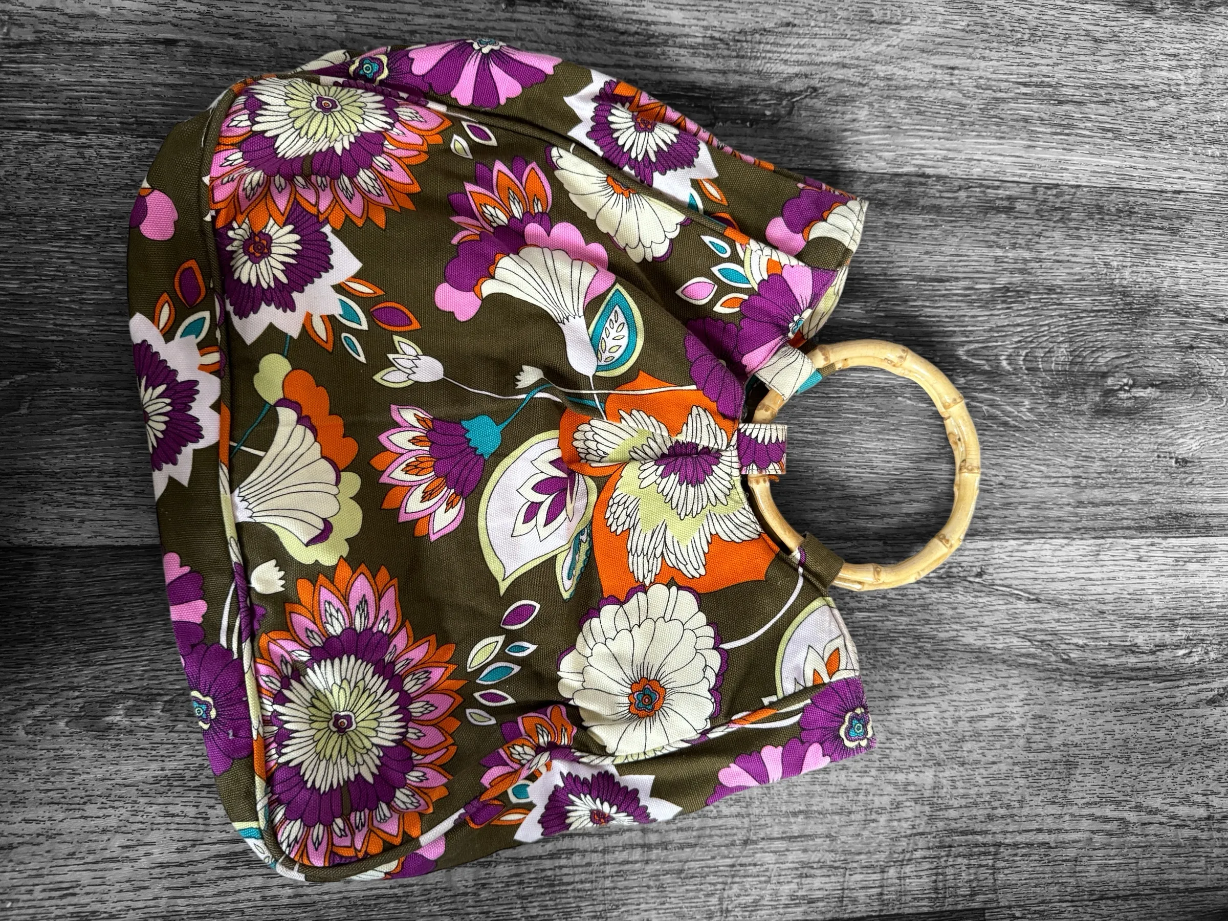 Taška s květinovým vzorem