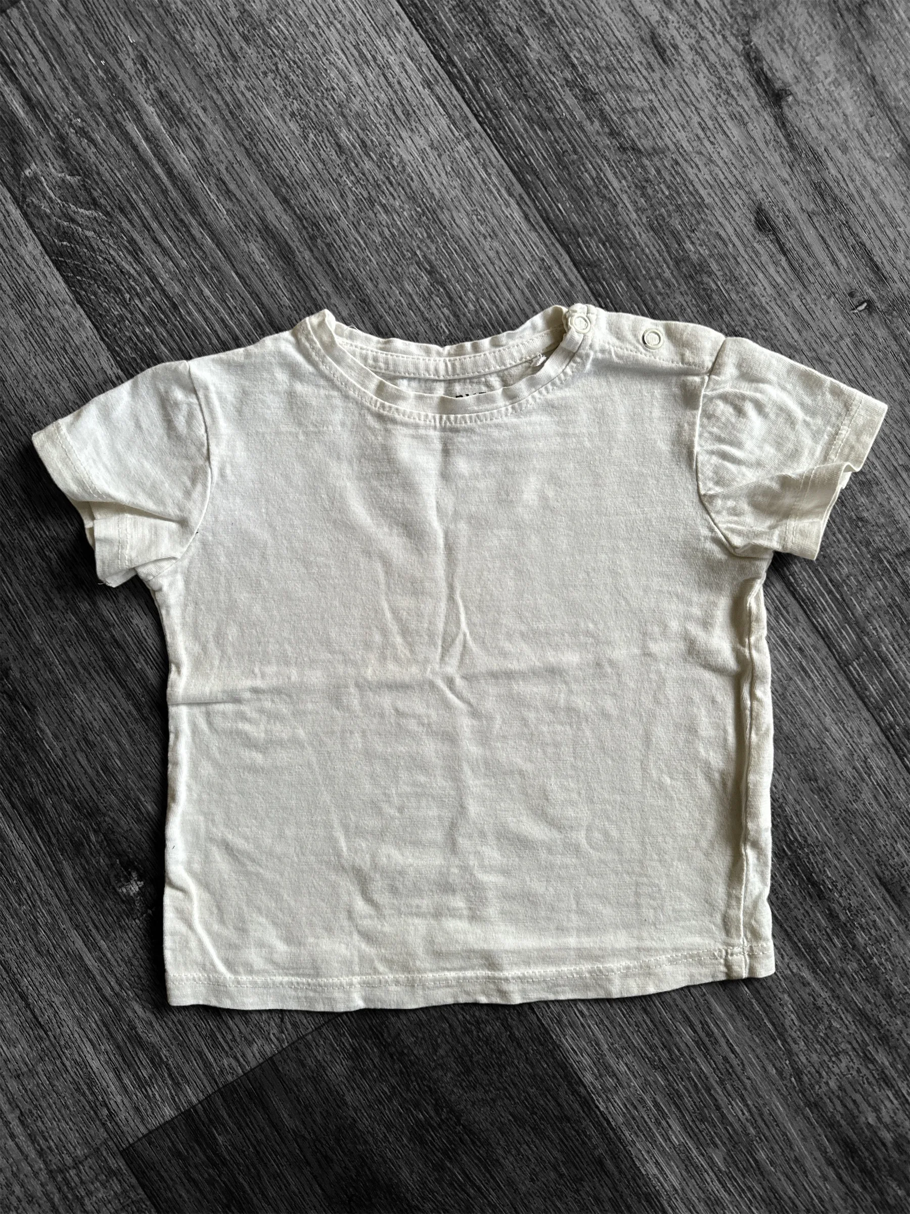 Bílé dětské tričko Reserved