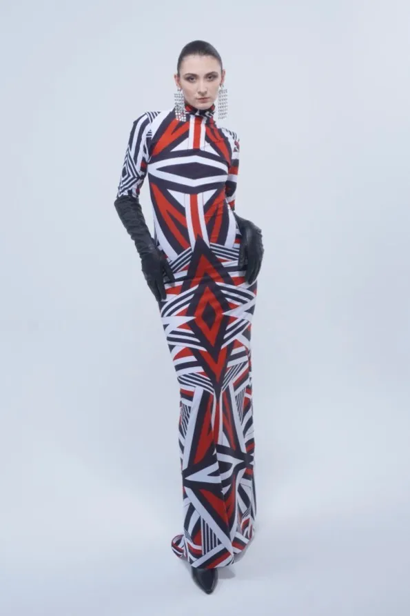 STUDIO 3: Šaty s autorským potiskem