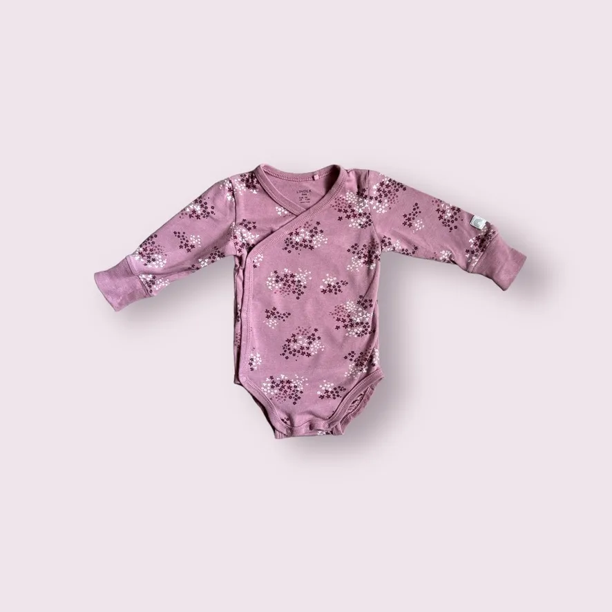 Zavinovací body s květinami