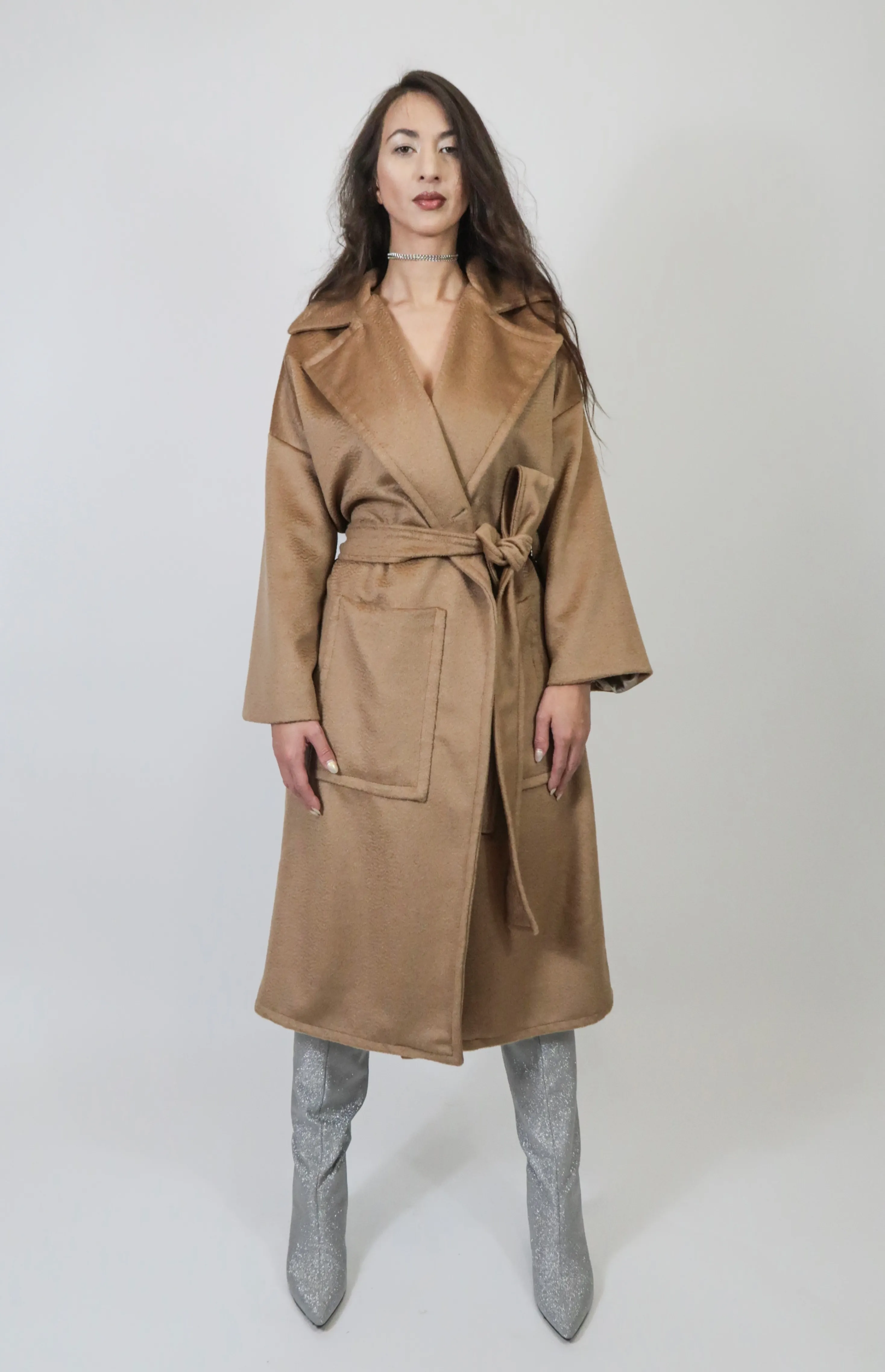 Kašmírový kabát - Denisa Dovala