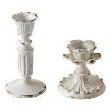 Assorted Vintage looking candlesticks and candle pillars (white with gold)