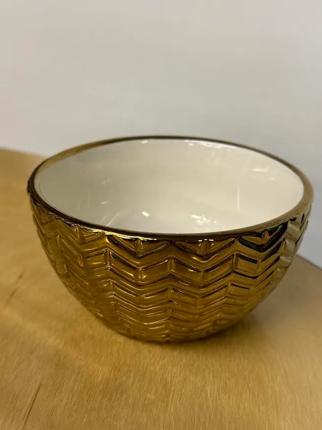 Small Ceramic Bowl (2 x 4 inches)