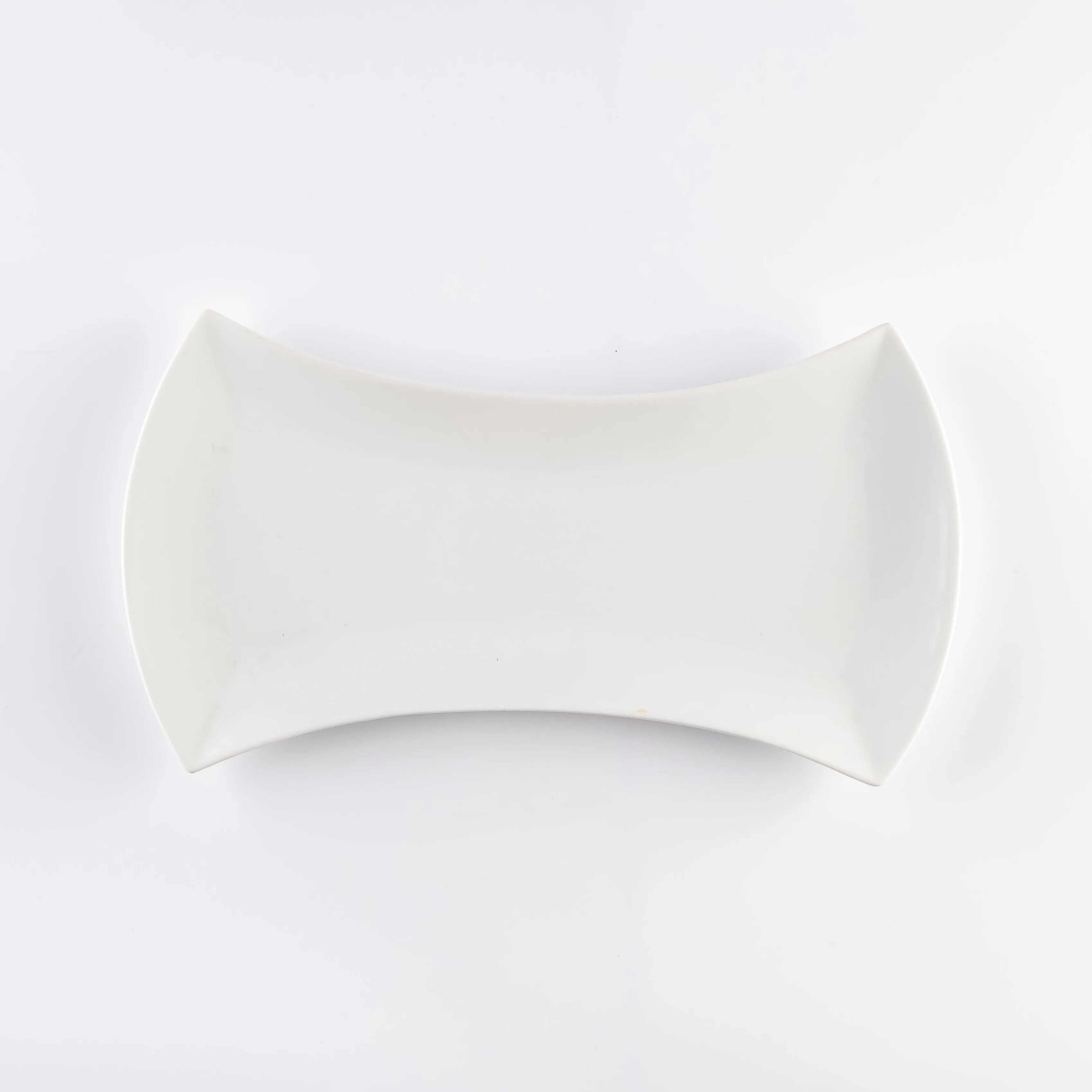 PL21-0218 - White Ceramic Plate - 12.75" 4.75" (LW)