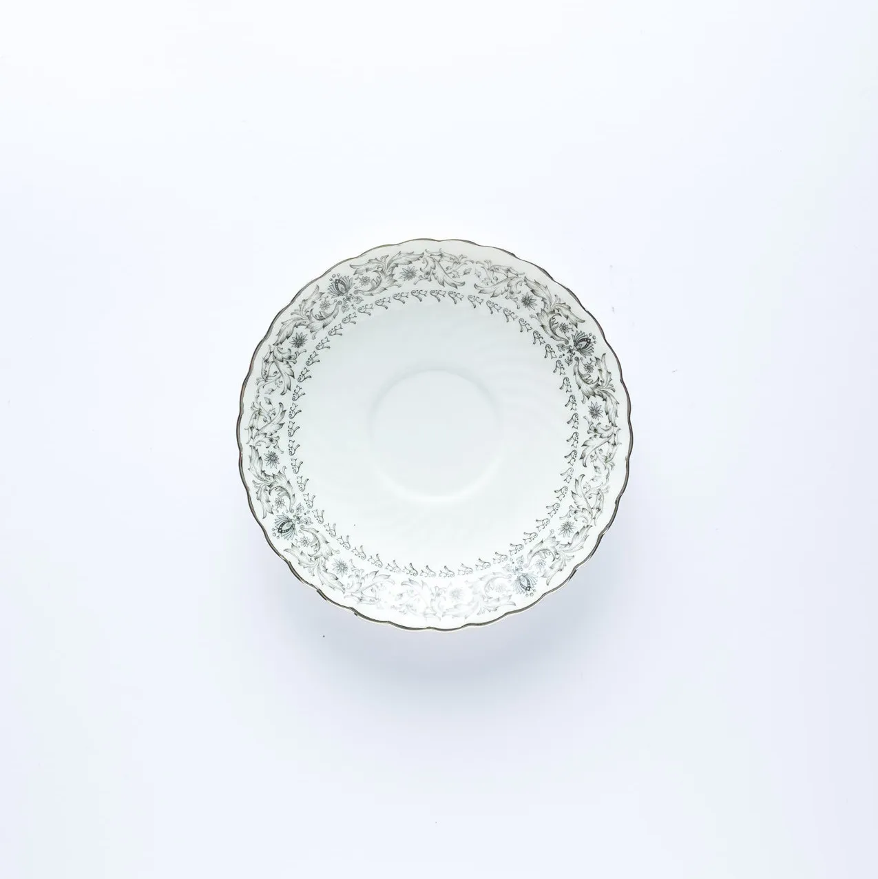 PL20-0125 - White Silver Ceramic Plate - 5.5" (D)
