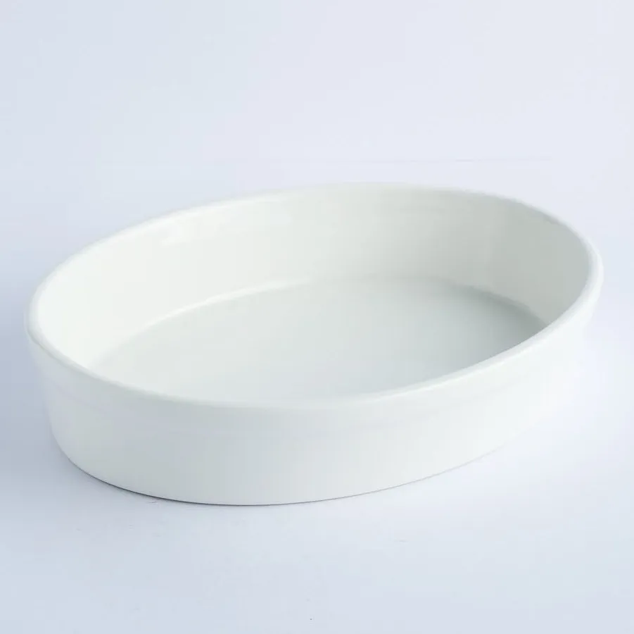 BW20-0317 - White Ceramic Casserole - 11.75" 9" 2.25" (LWH)