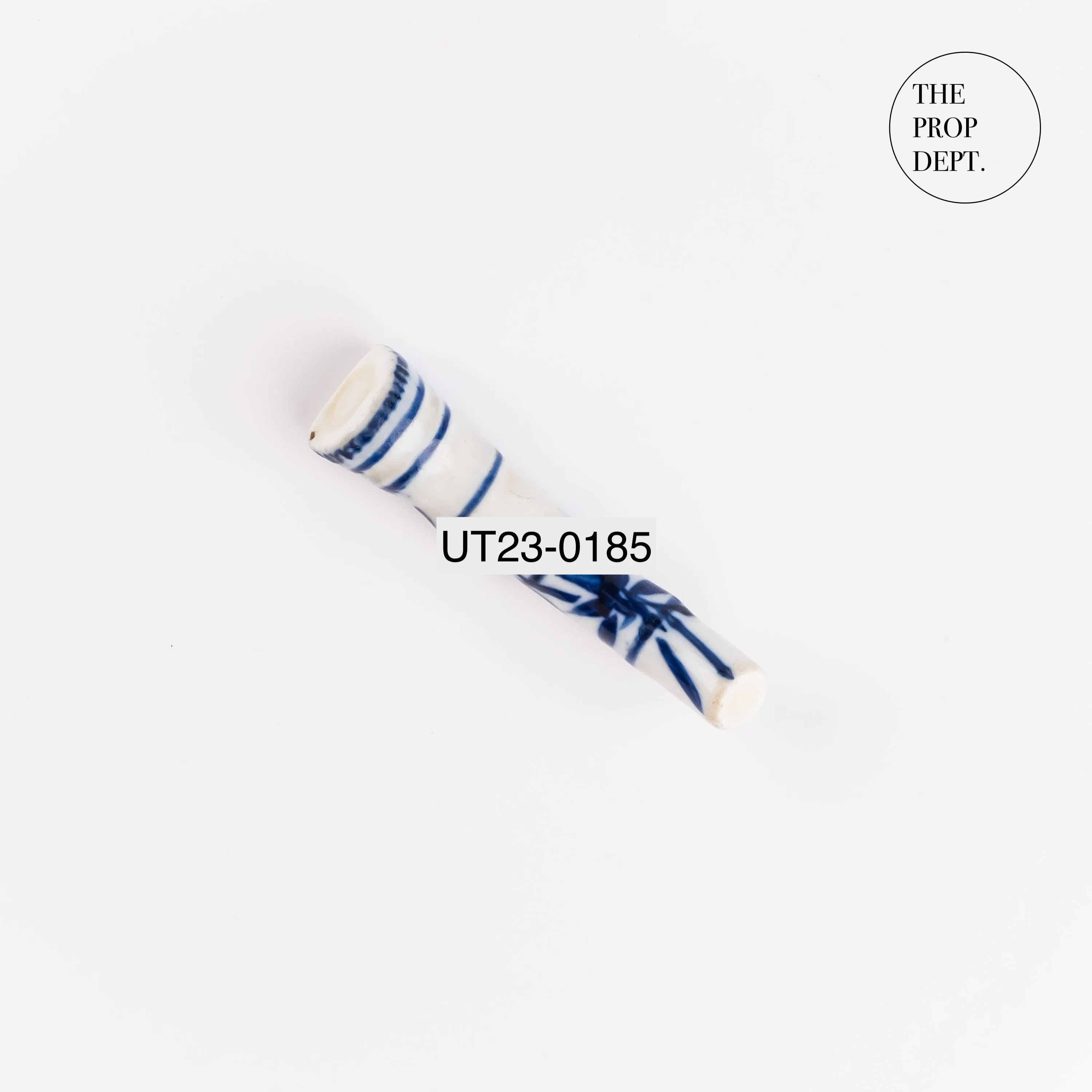 UT23-0185 - Ceramic Chopsticks Holder - 3" 0.5" (WH)