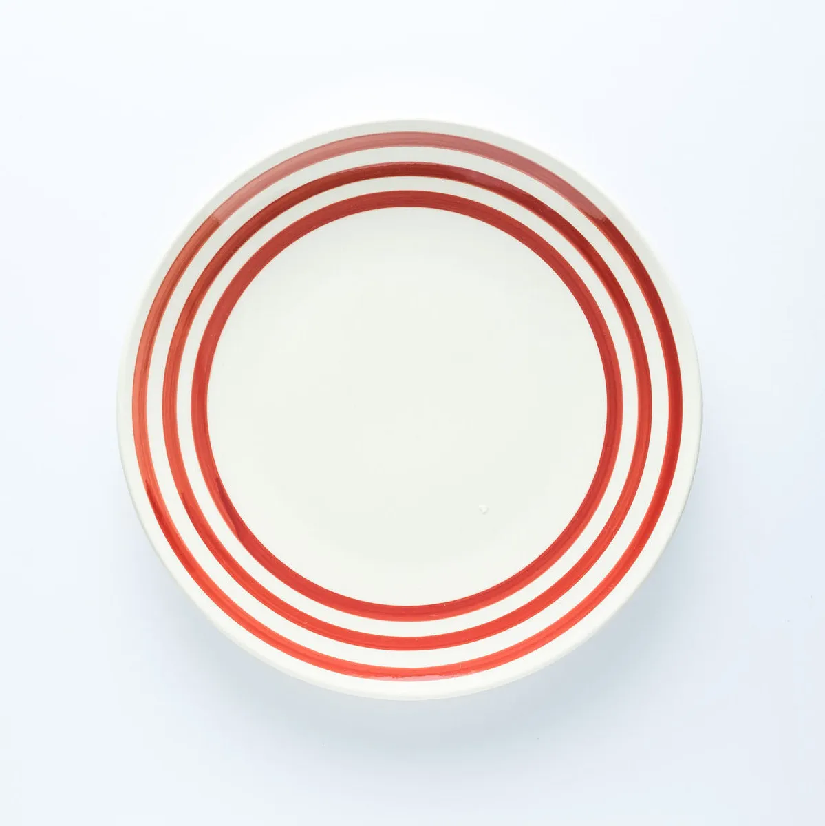 PL20-0076 - Red White Ceramic Plate - 8.5" (D)