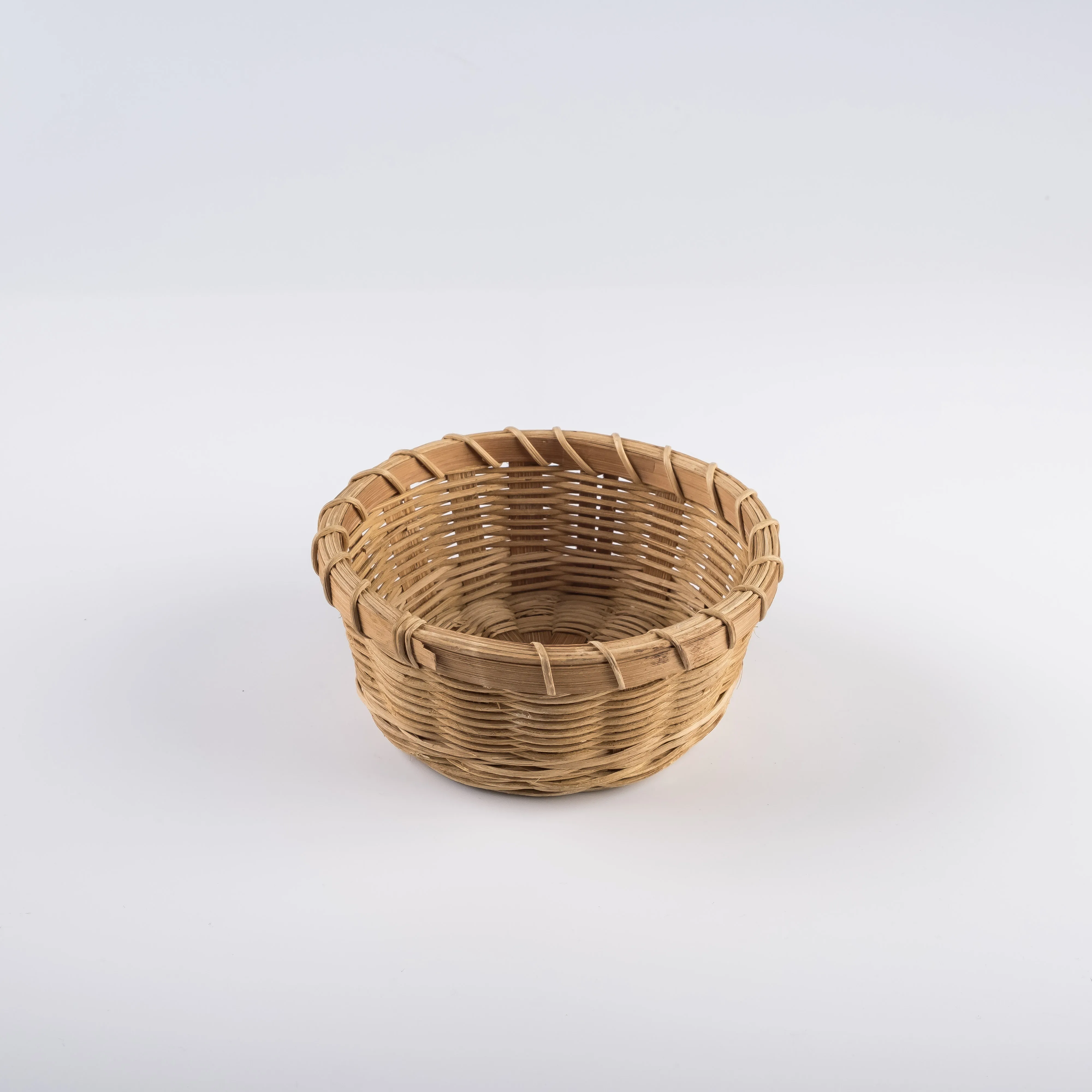WW21-0035 - Brown Fiber Basket - 6" 2.75" (DH)